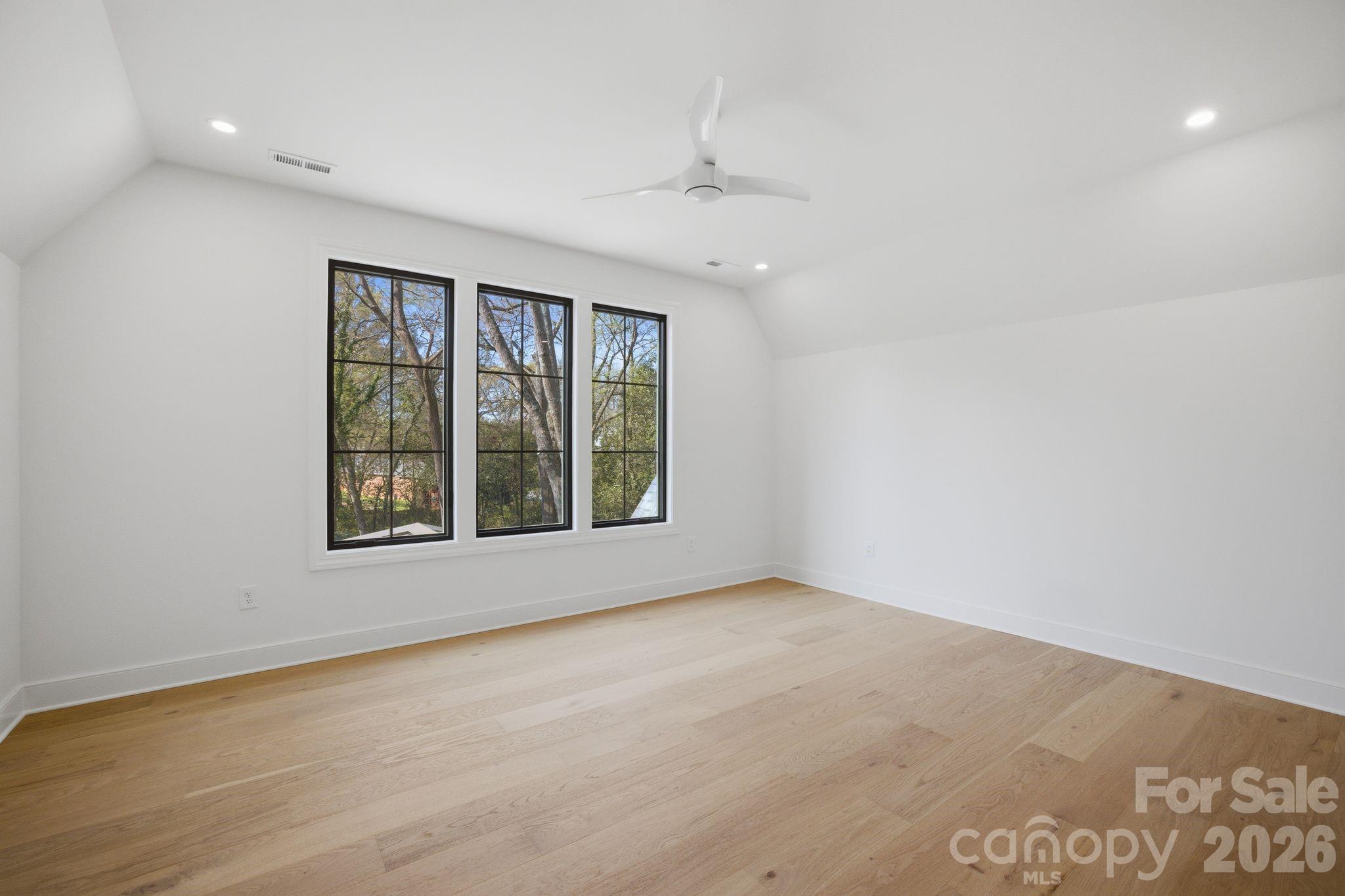 3028 Eastham Lane — Charlotte