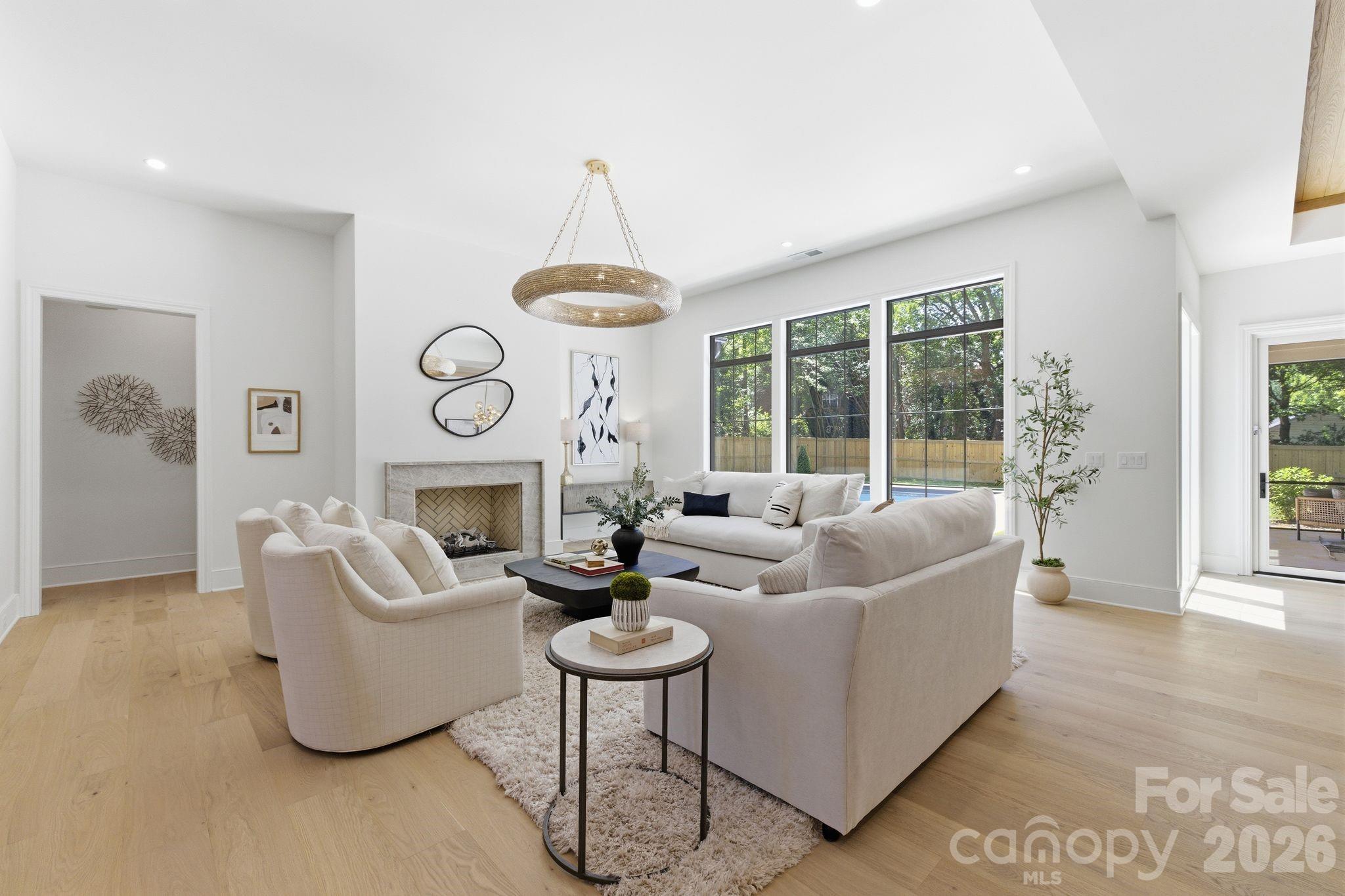 3028 Eastham Lane — Charlotte