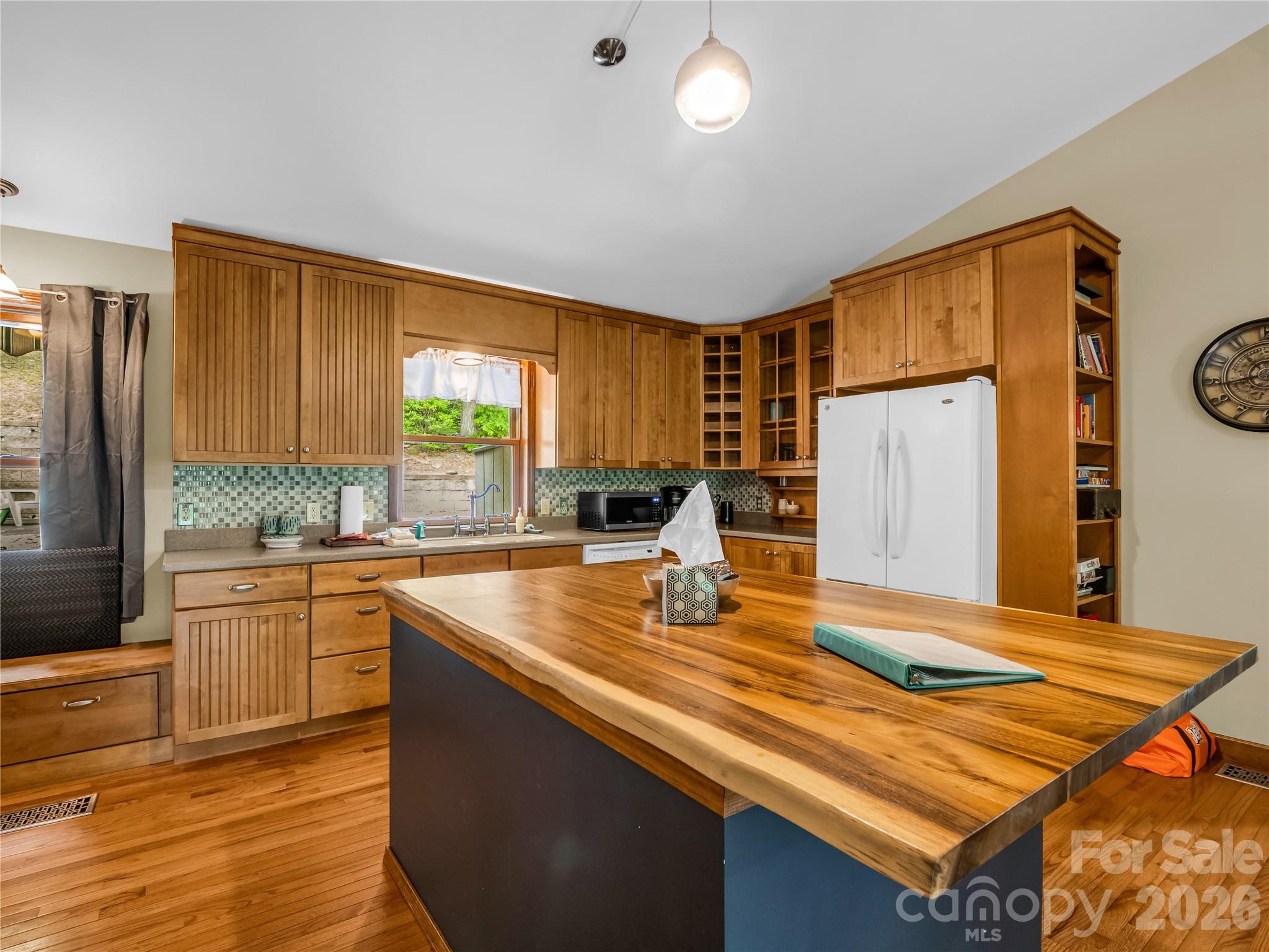122 Raptor Court — Lake Lure