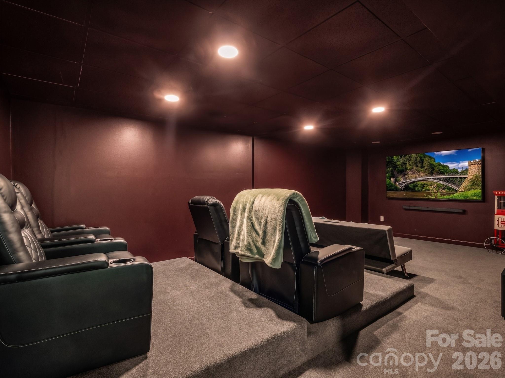 122 Raptor Court — Lake Lure