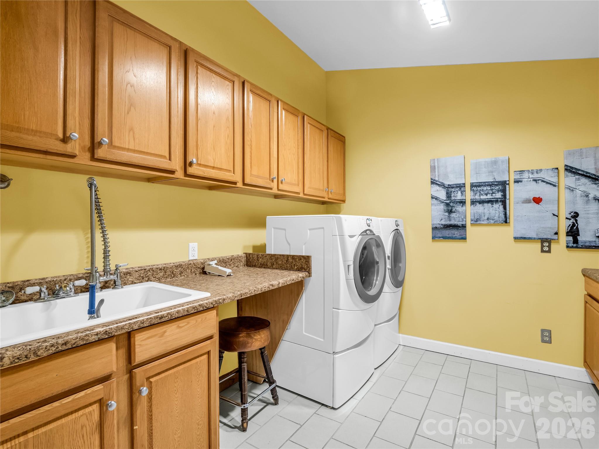 122 Raptor Court — Lake Lure