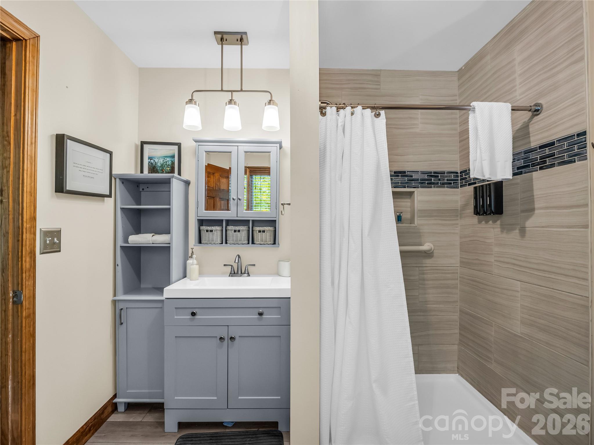 122 Raptor Court — Lake Lure