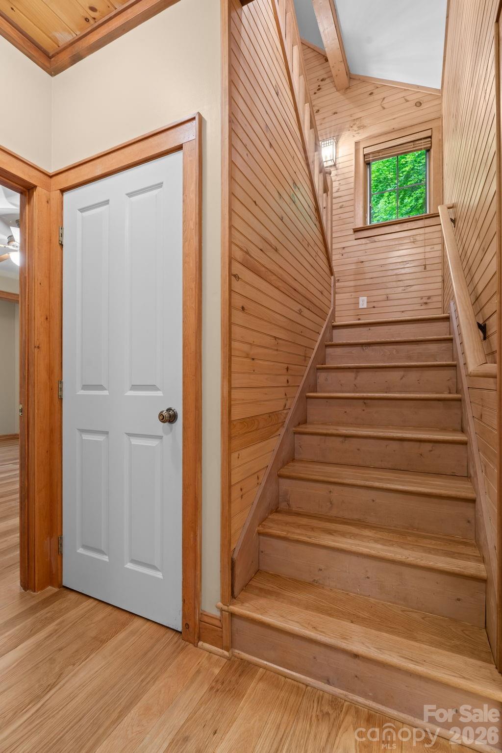 373 The Settlement Road — Boone