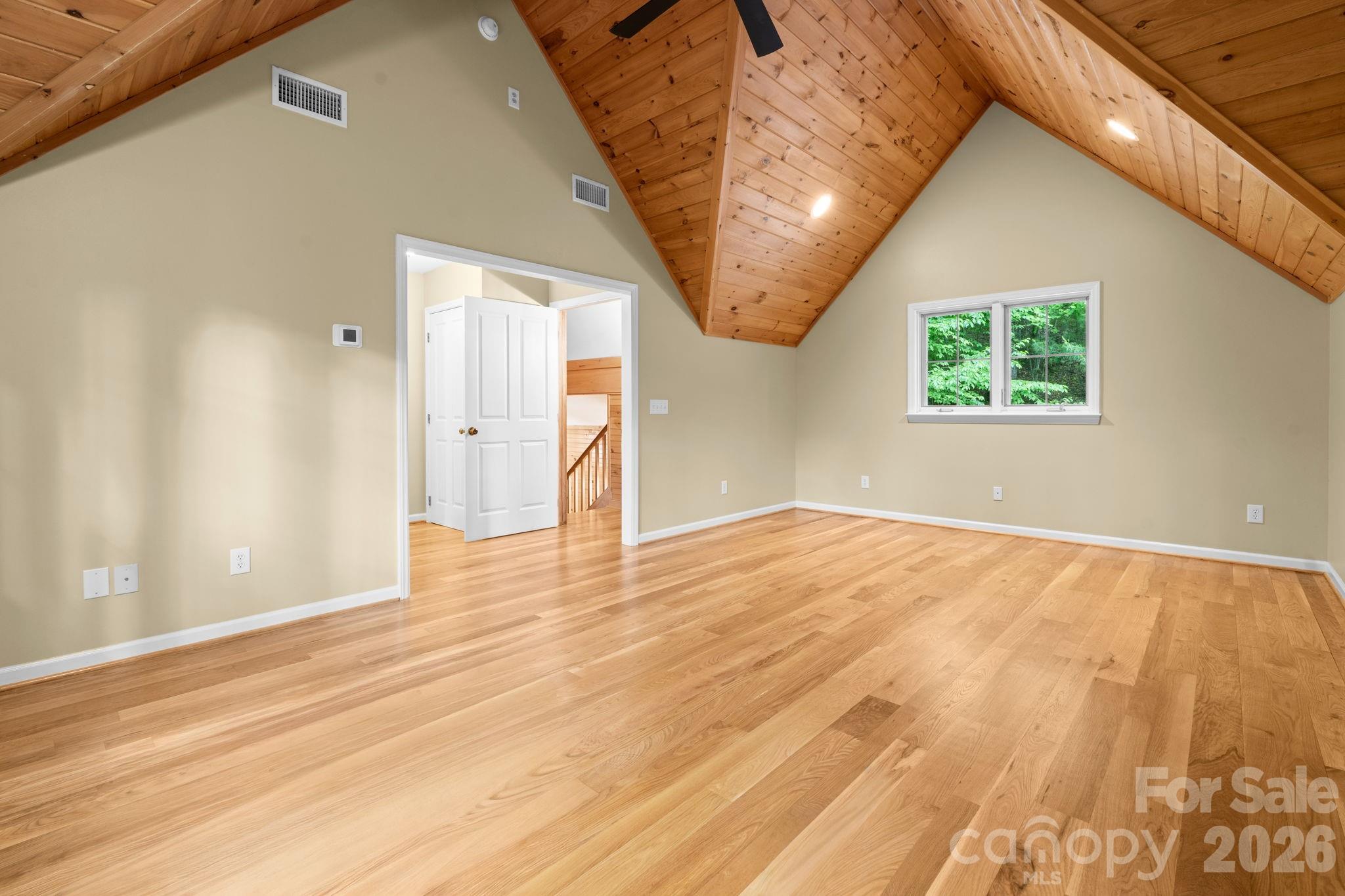 373 The Settlement Road — Boone