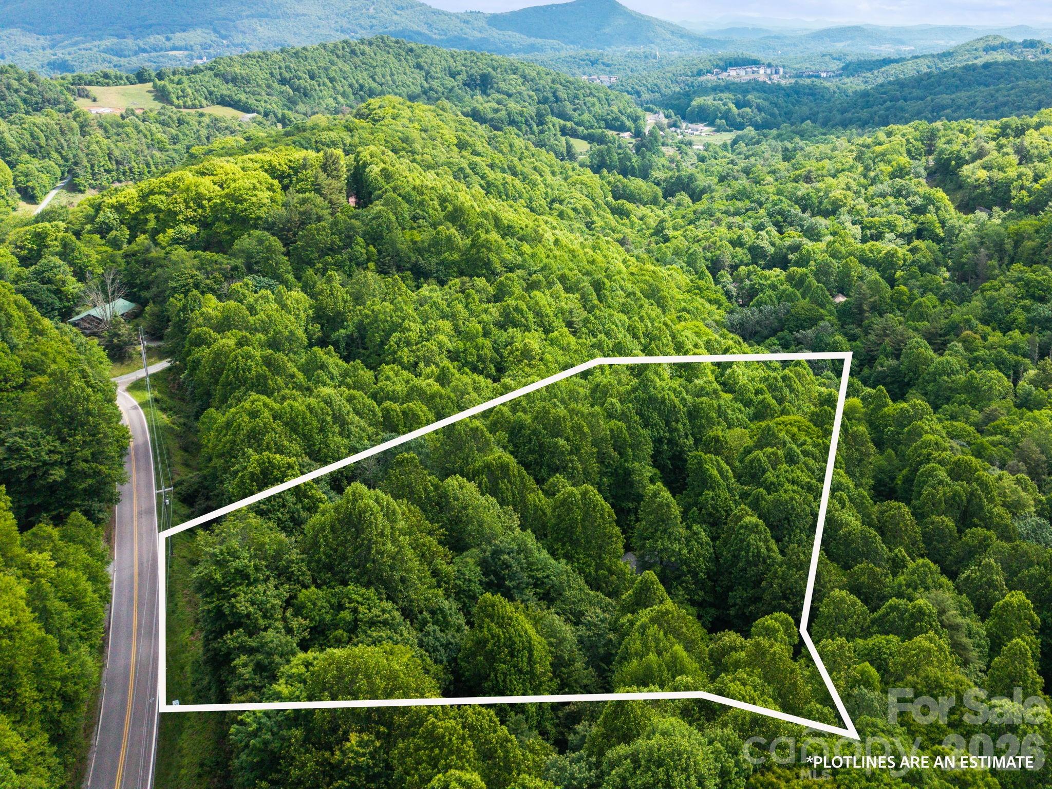373 The Settlement Road — Boone