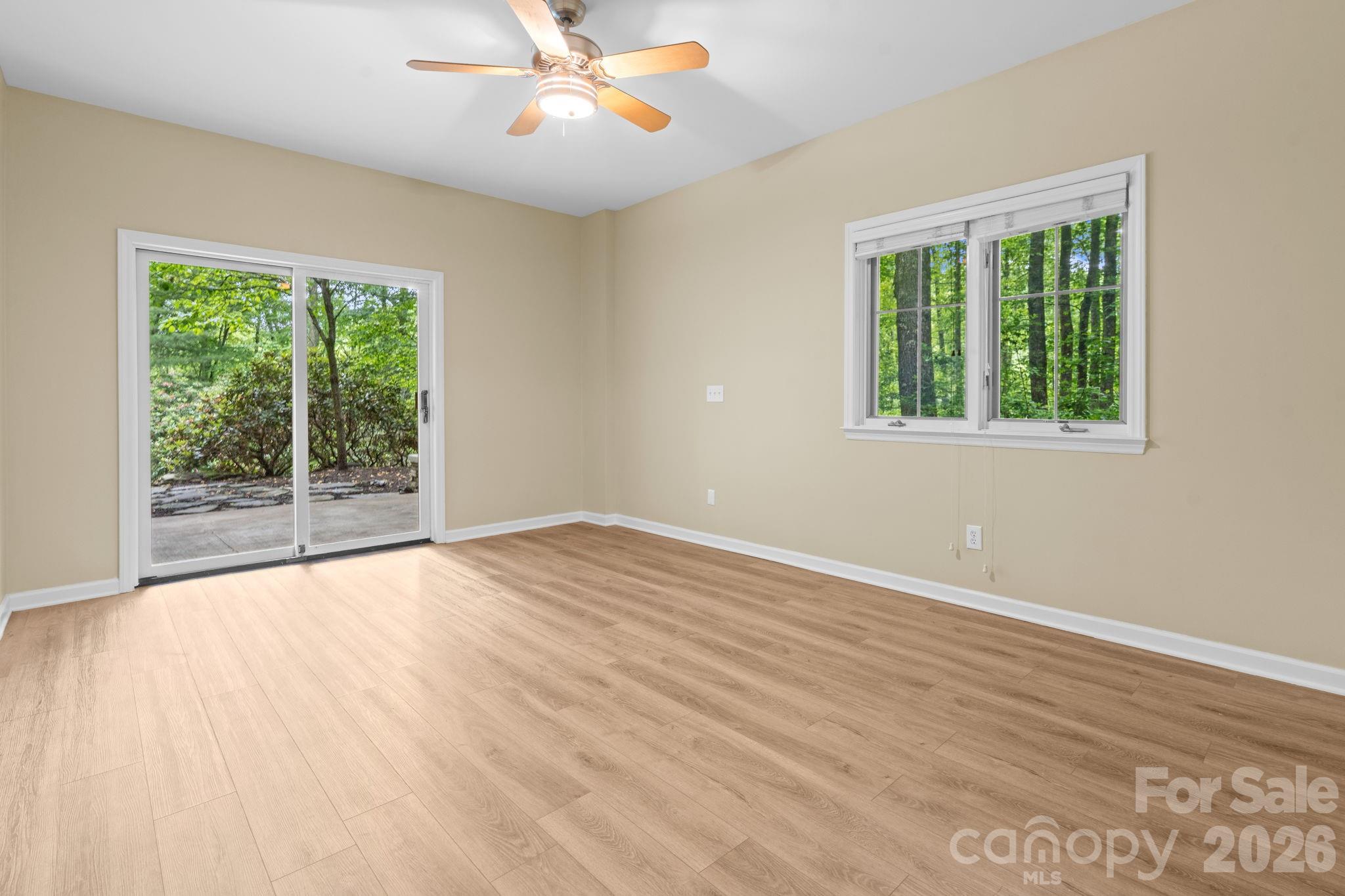 373 The Settlement Road — Boone