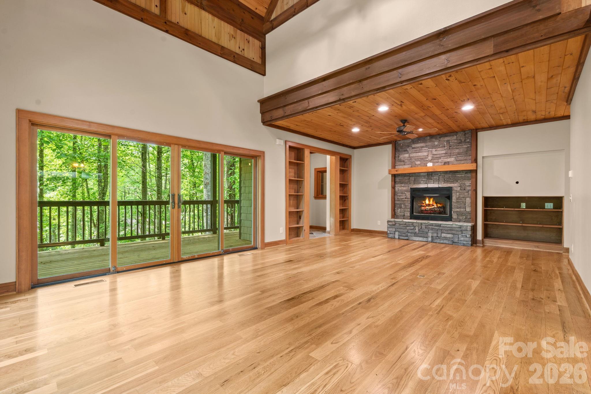 373 The Settlement Road — Boone