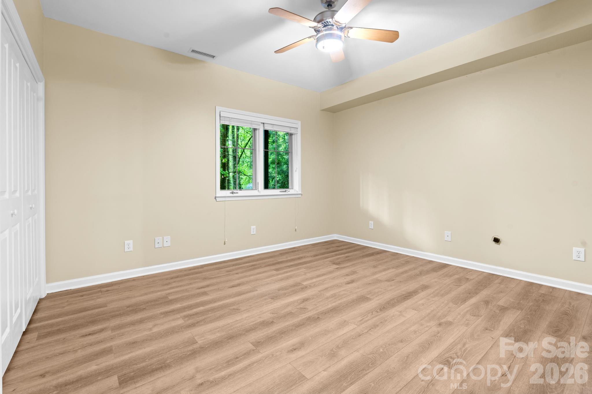 373 The Settlement Road — Boone
