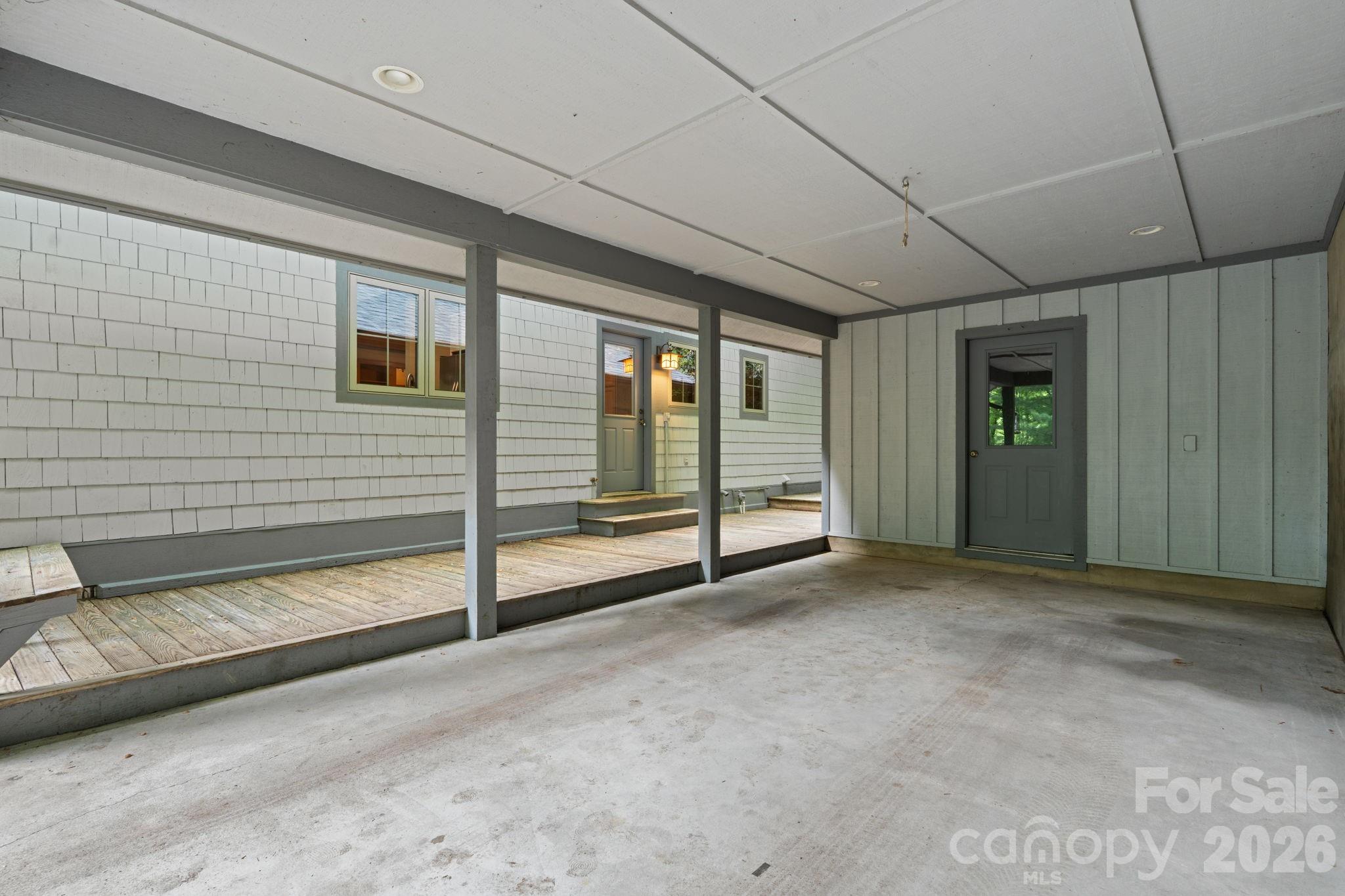 373 The Settlement Road — Boone