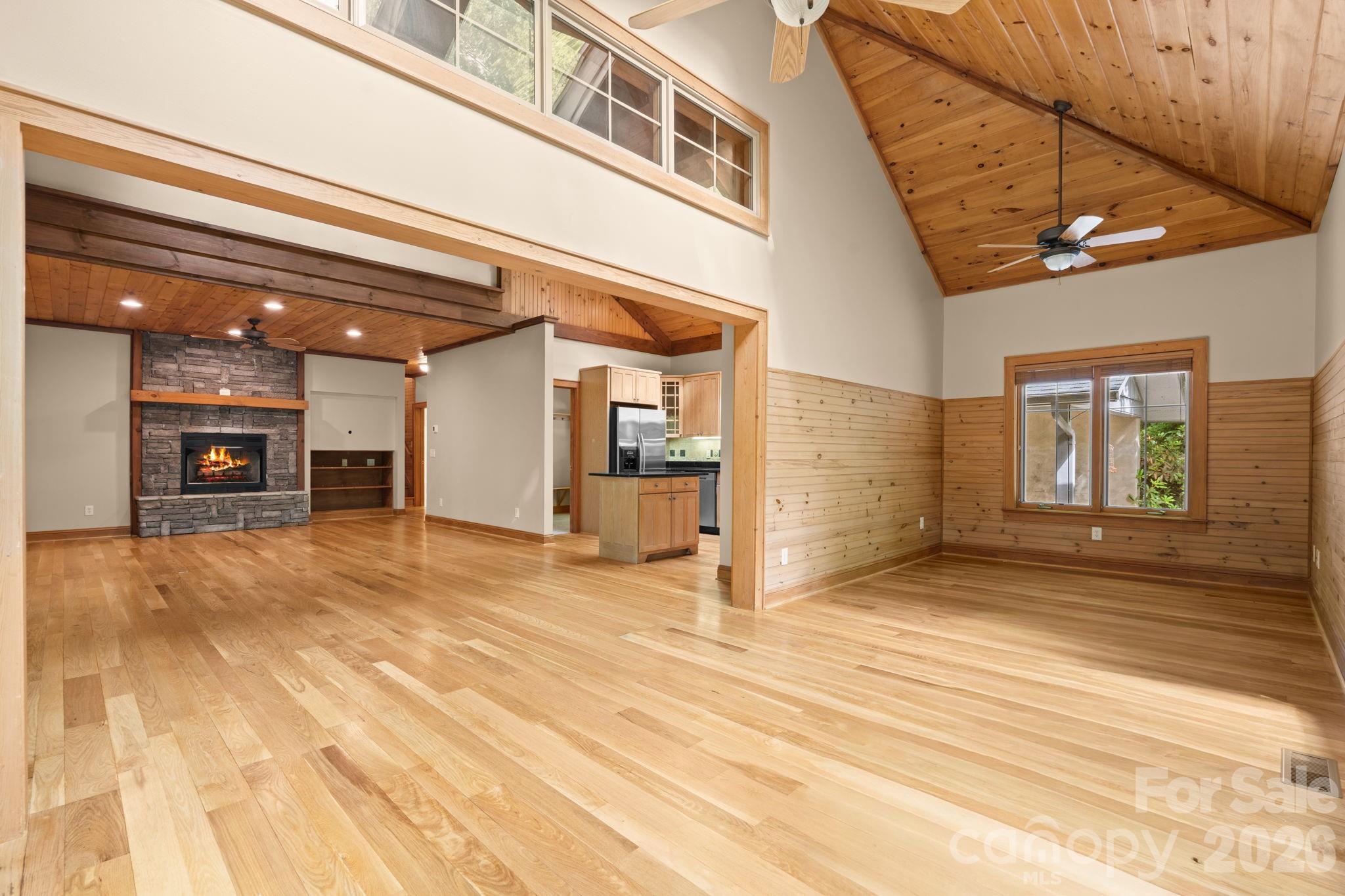 373 The Settlement Road — Boone