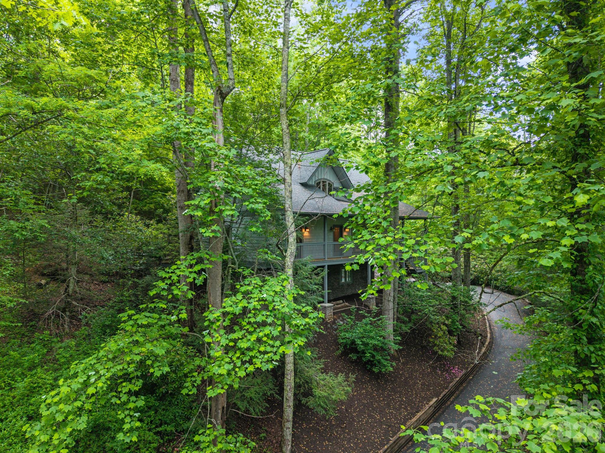 373 The Settlement Road — Boone