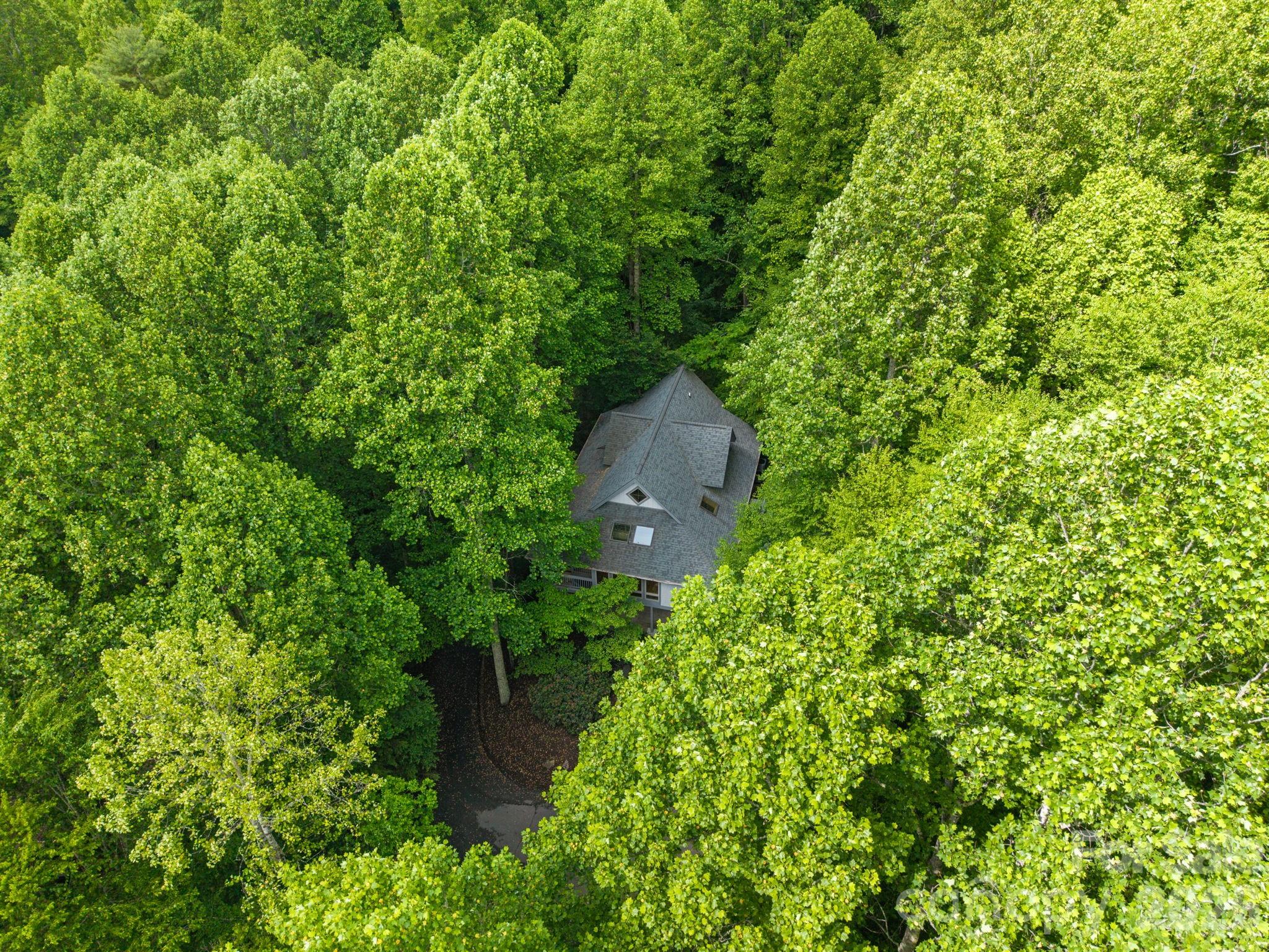 373 The Settlement Road — Boone