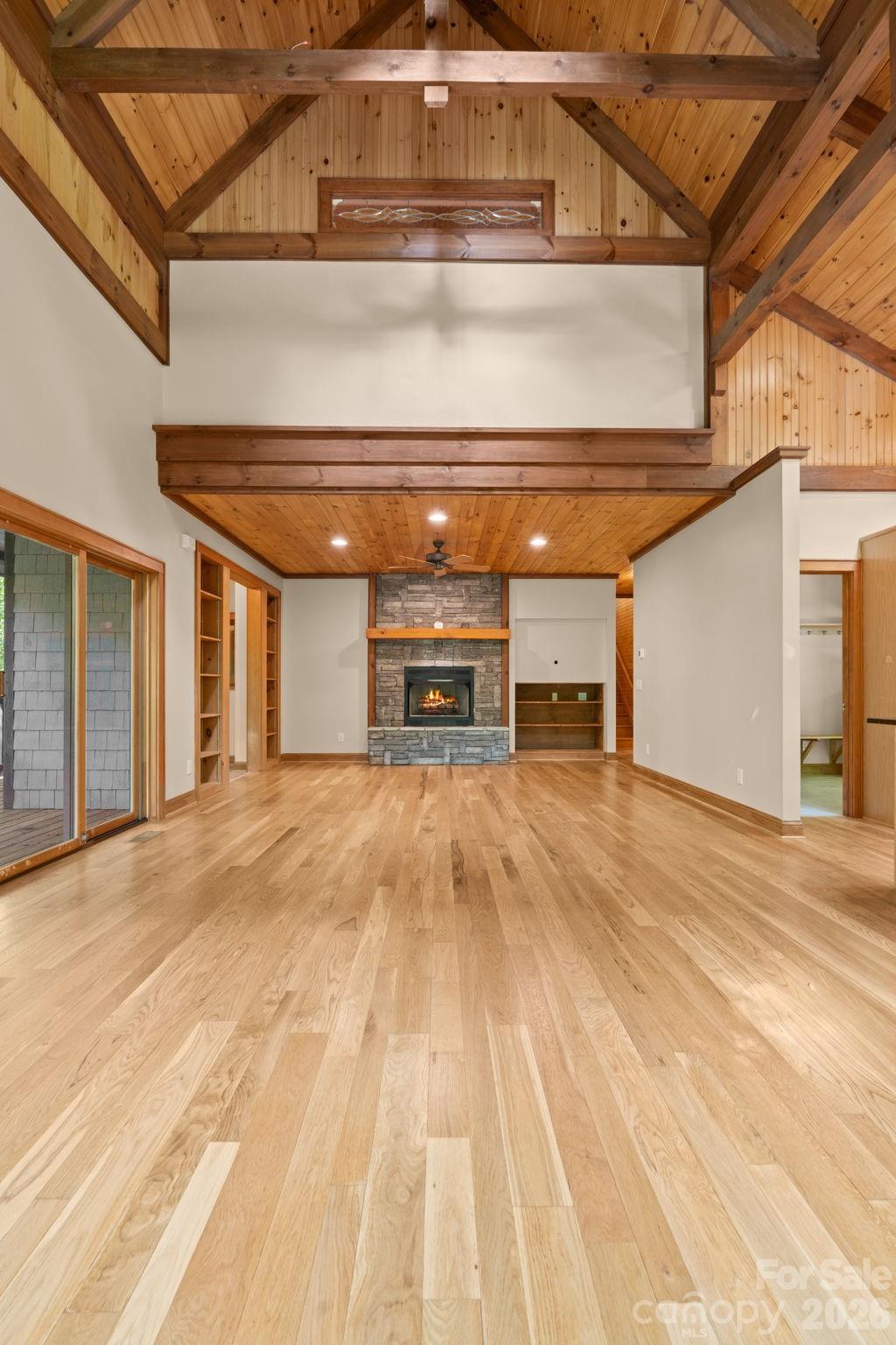 373 The Settlement Road — Boone