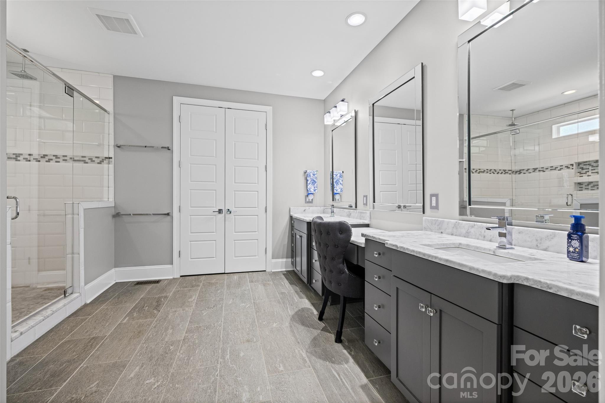 3522 Aqua Point Drive — York
