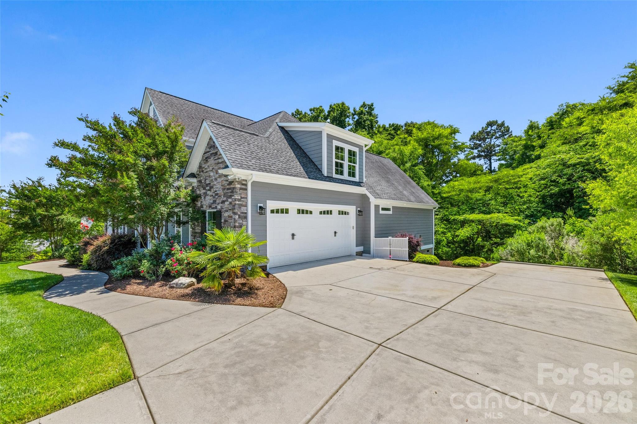 3522 Aqua Point Drive — York