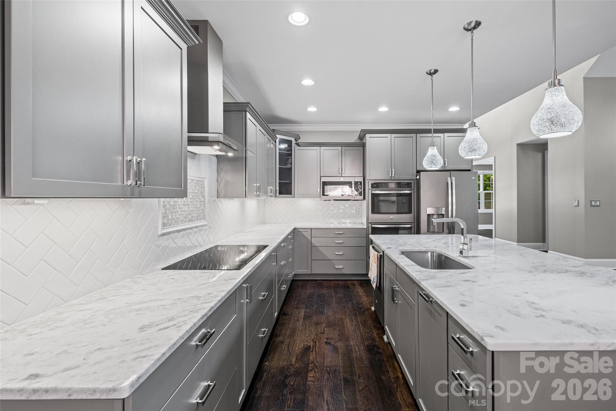 3522 Aqua Point Drive — York
