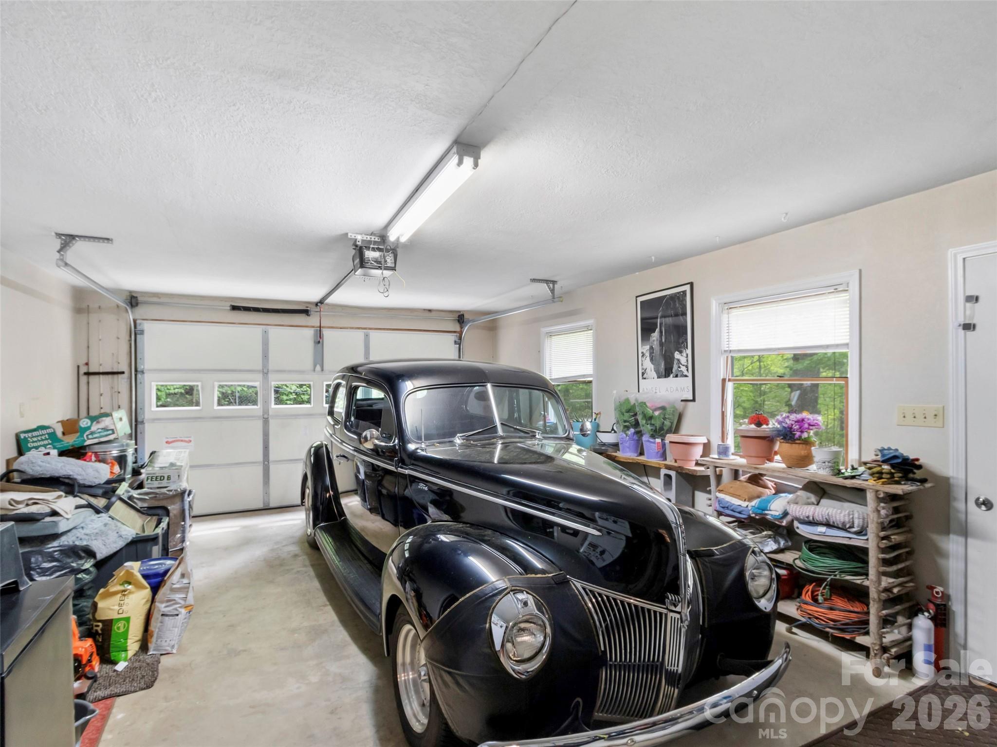 597 Sweetwater Ridge Road — Burnsville
