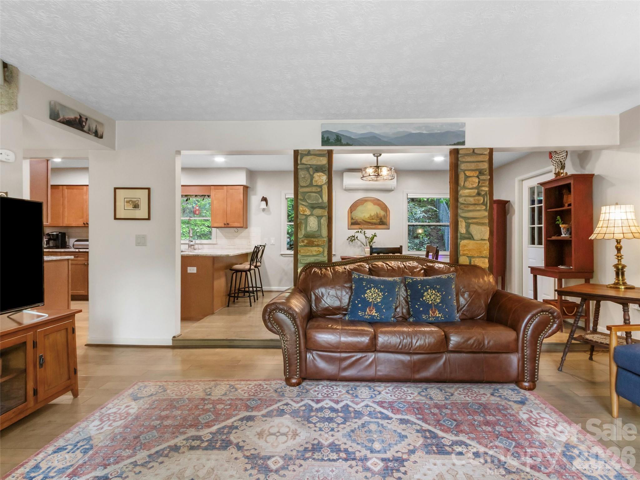 597 Sweetwater Ridge Road — Burnsville