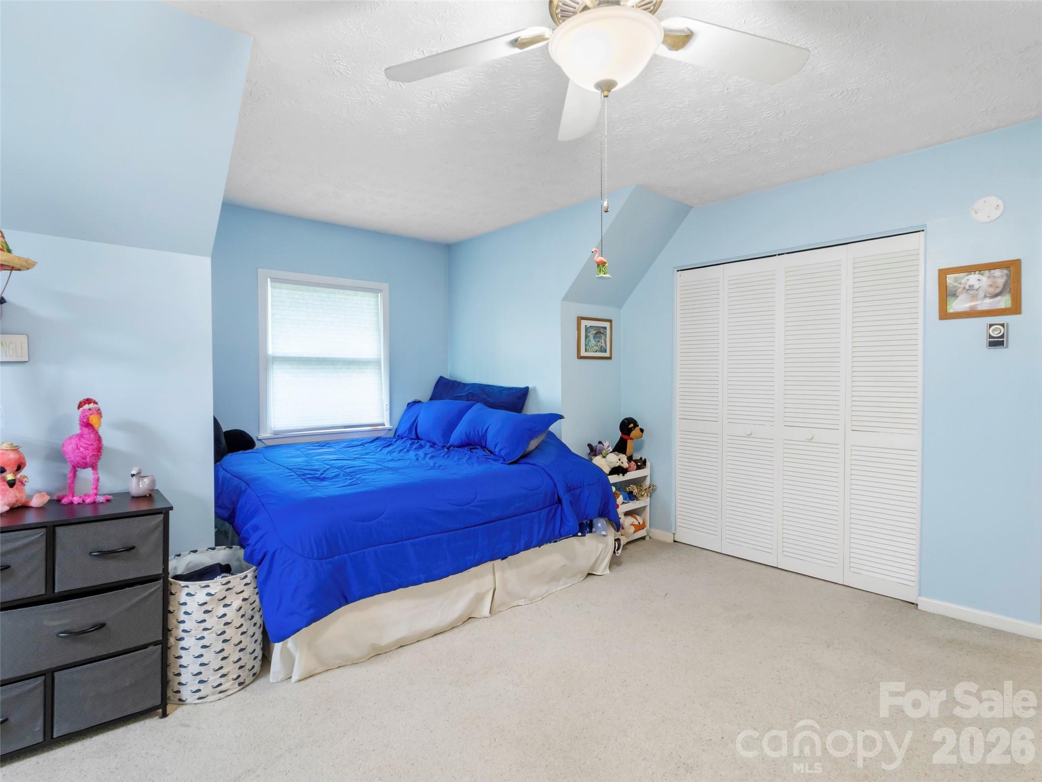 597 Sweetwater Ridge Road — Burnsville