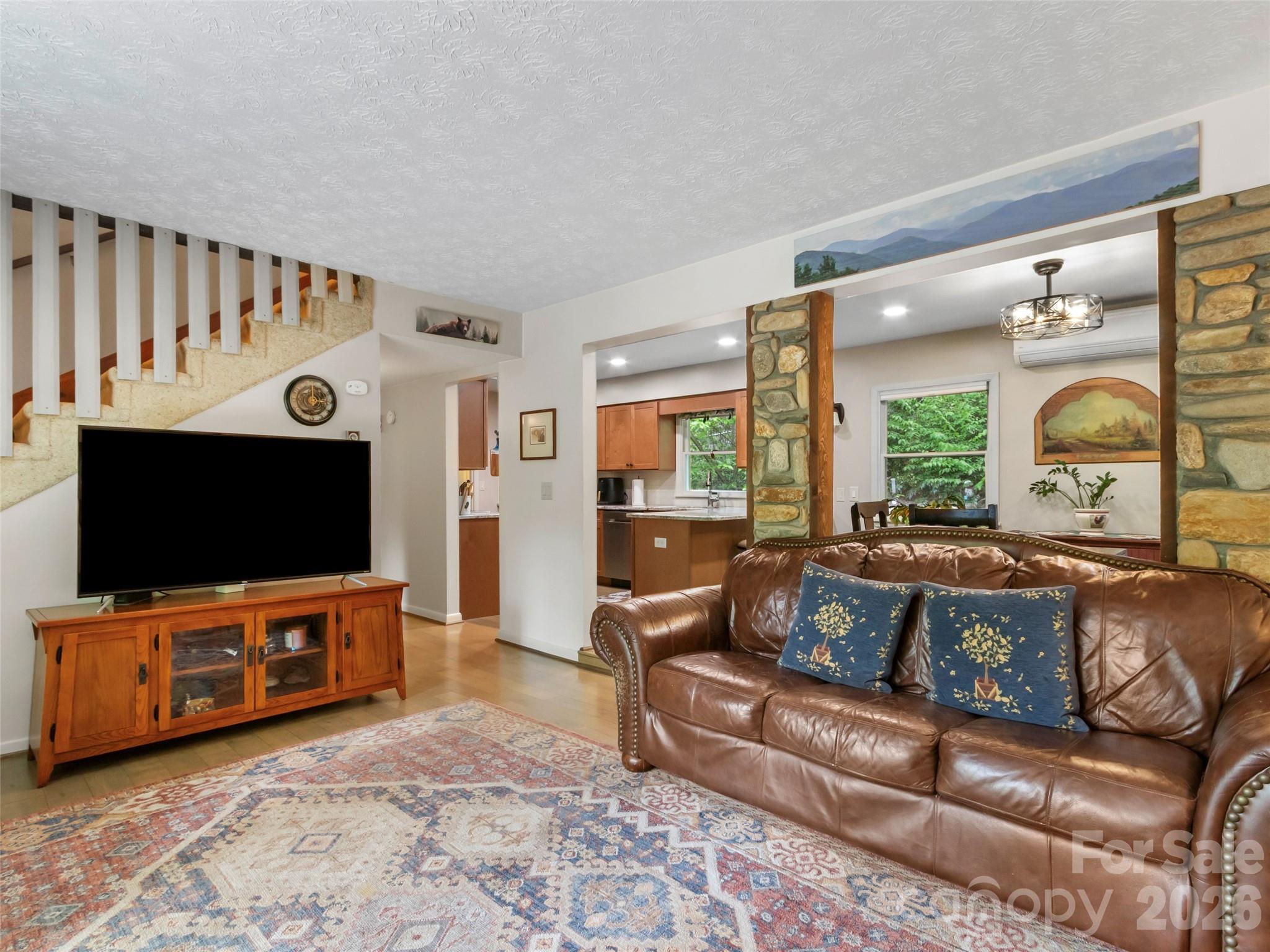 597 Sweetwater Ridge Road — Burnsville