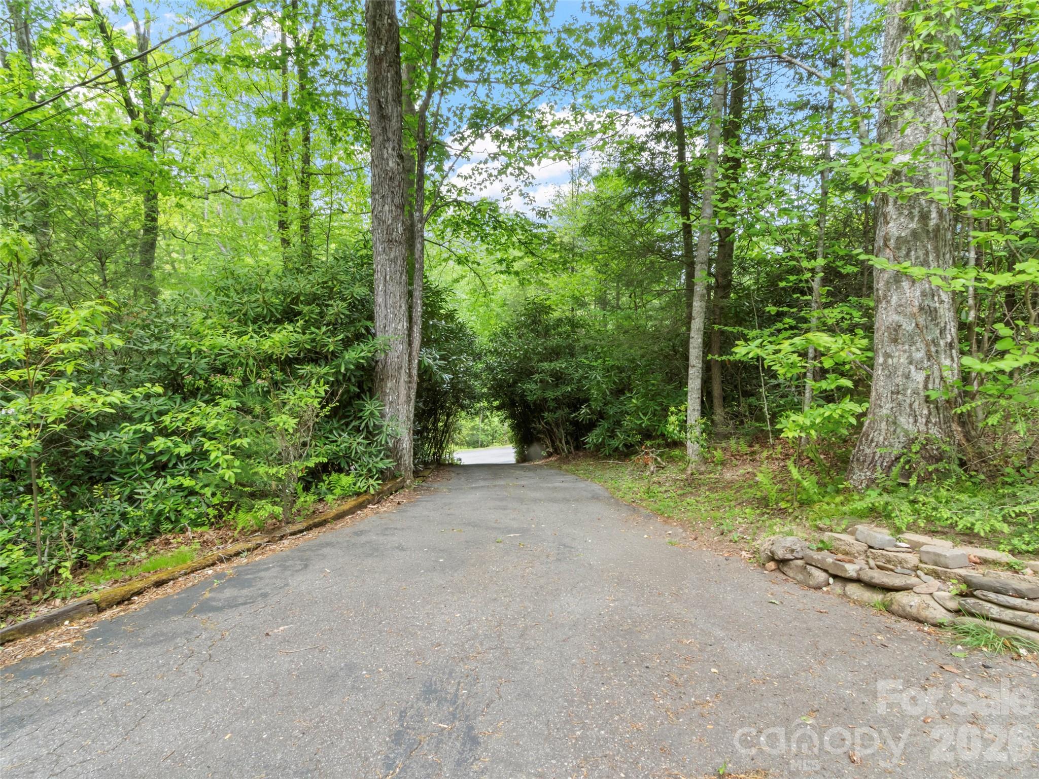 597 Sweetwater Ridge Road — Burnsville