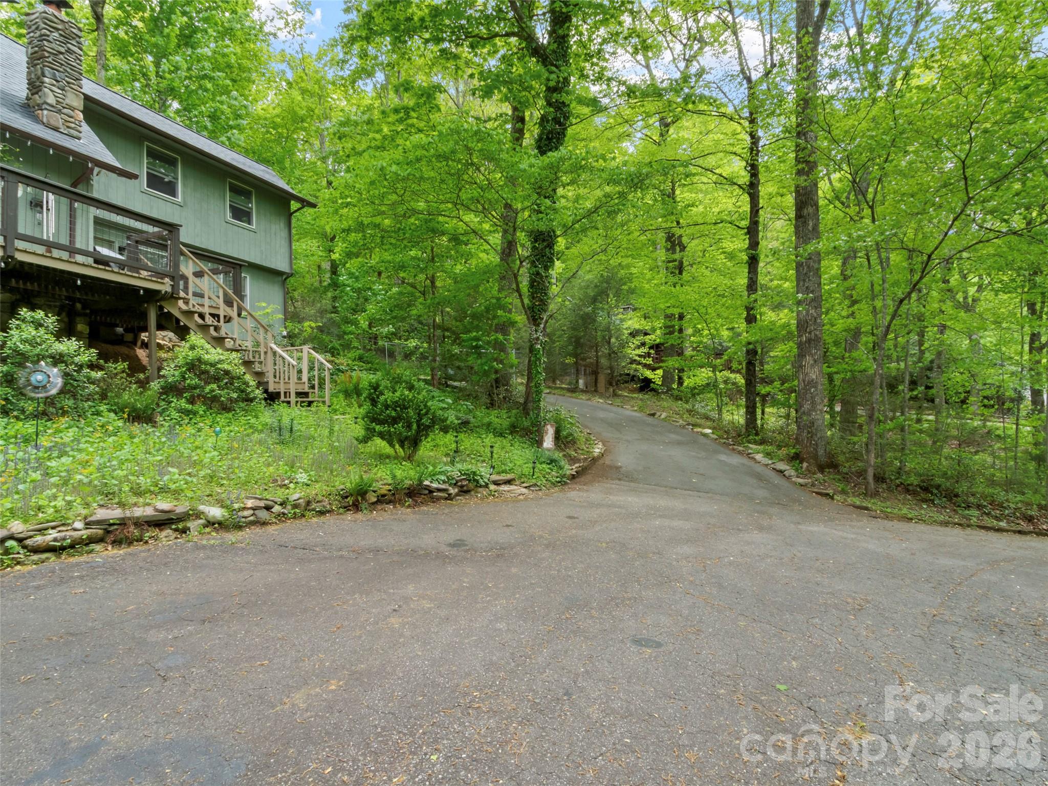 597 Sweetwater Ridge Road — Burnsville