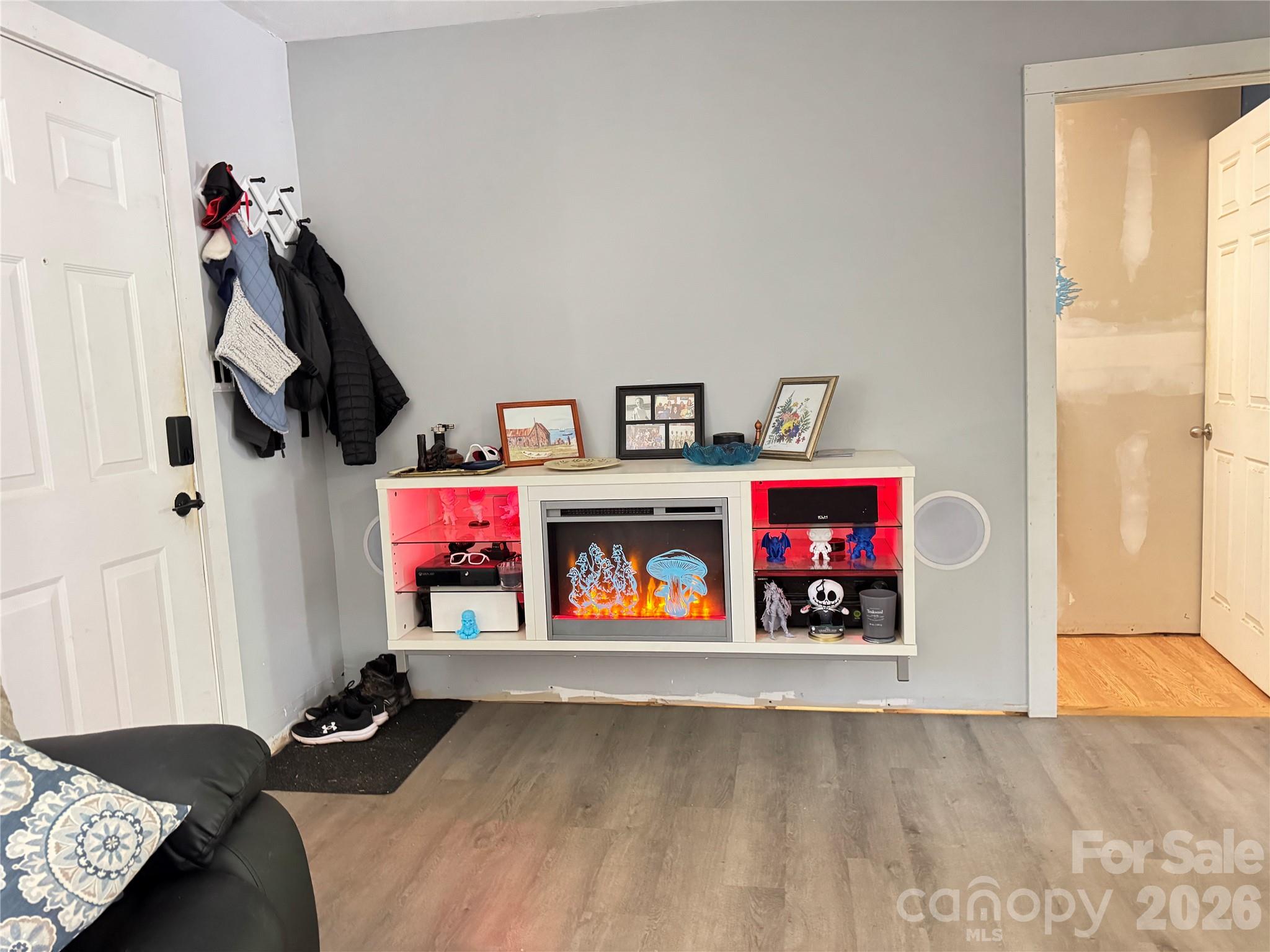 704 Morningside Drive — Mount Holly