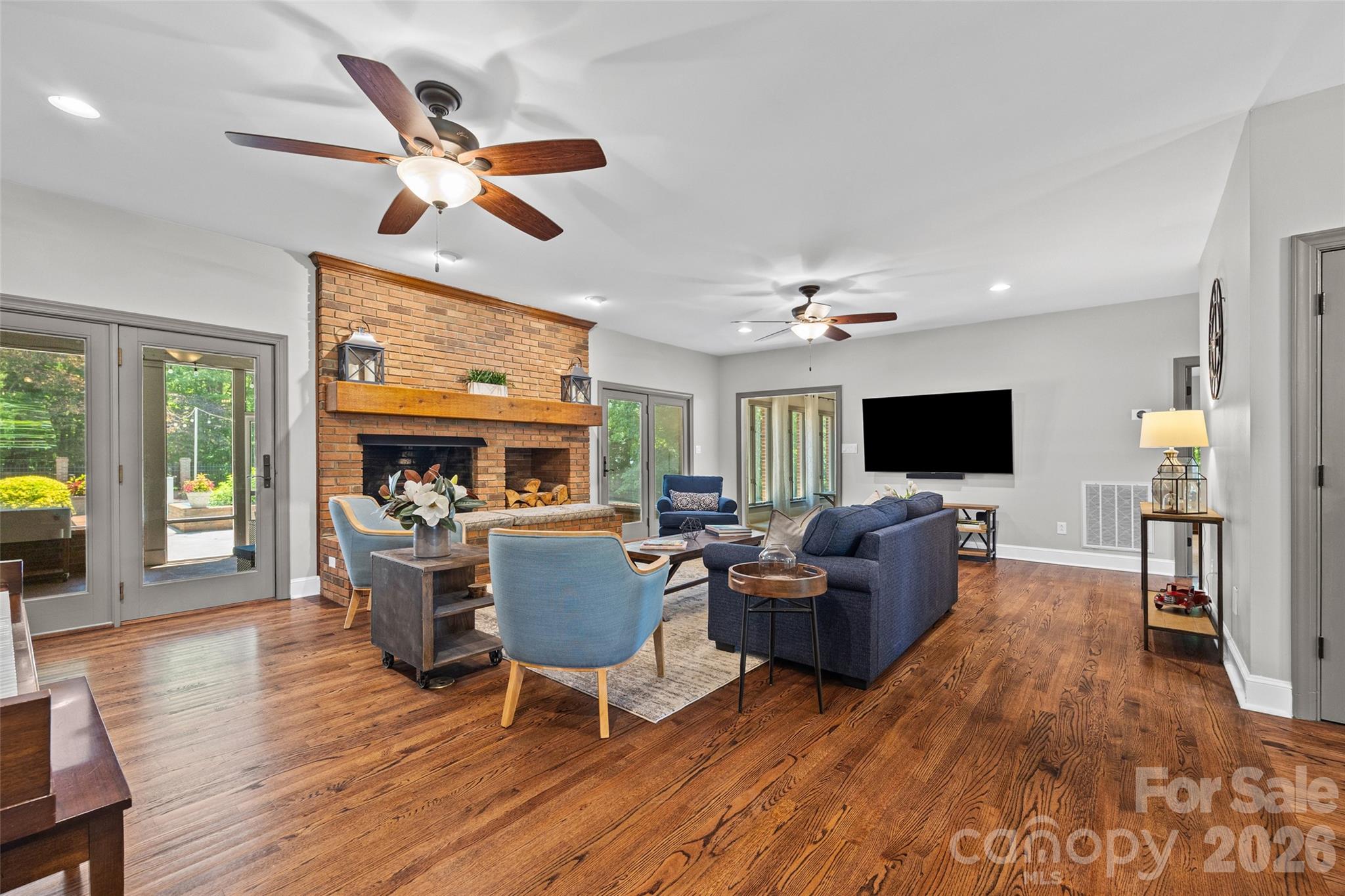 16105 Langston Drive — Charlotte