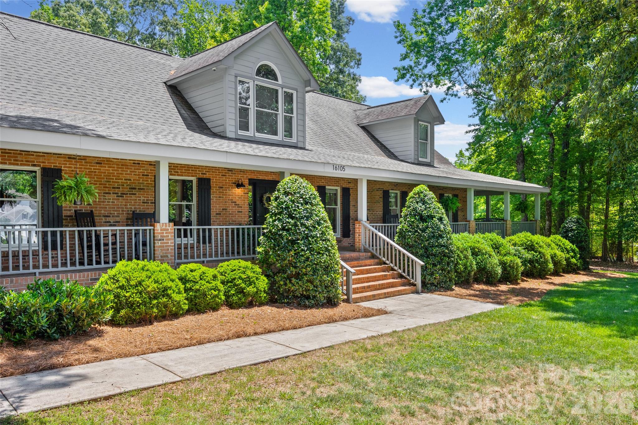16105 Langston Drive — Charlotte