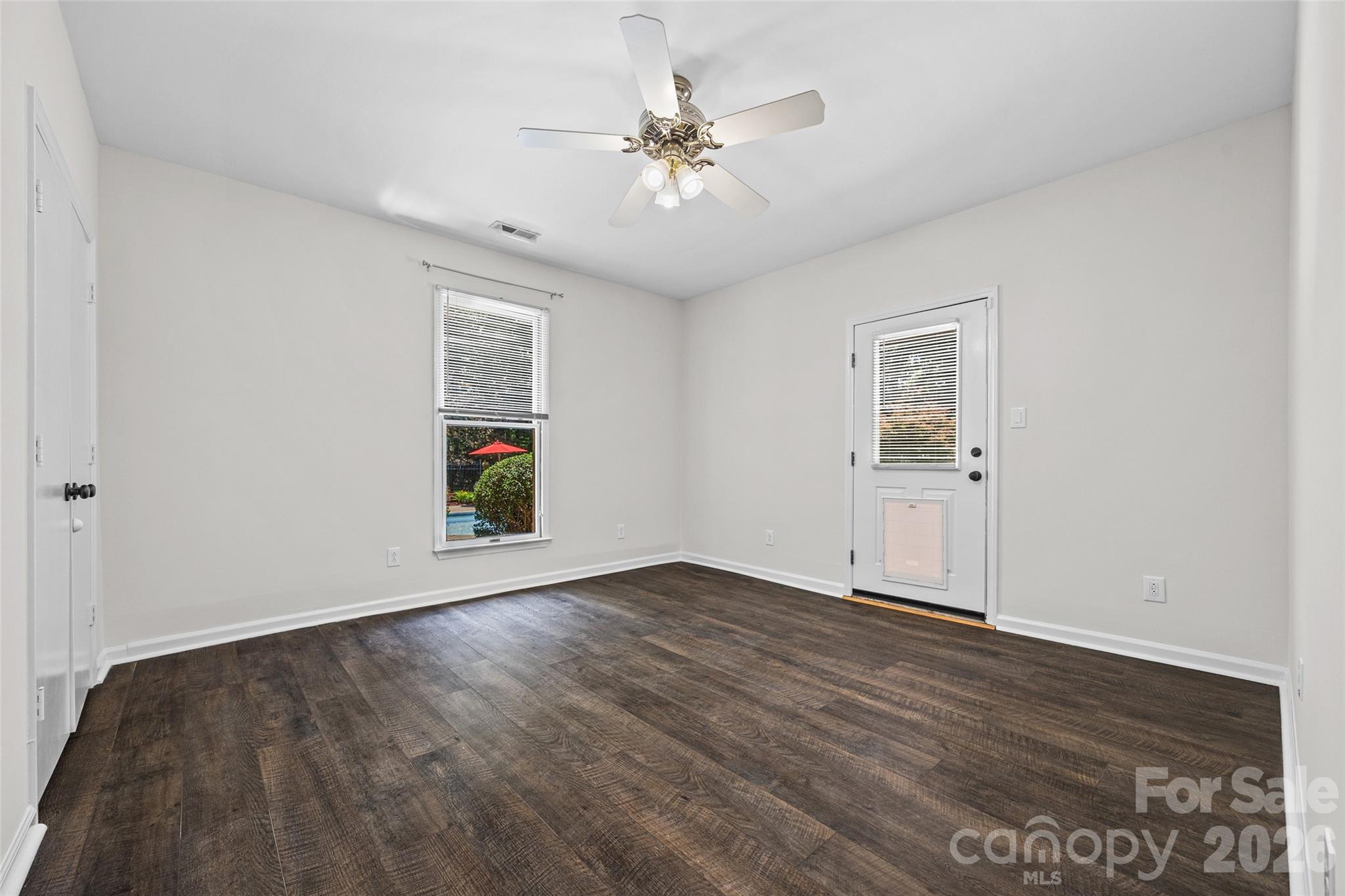 16105 Langston Drive — Charlotte