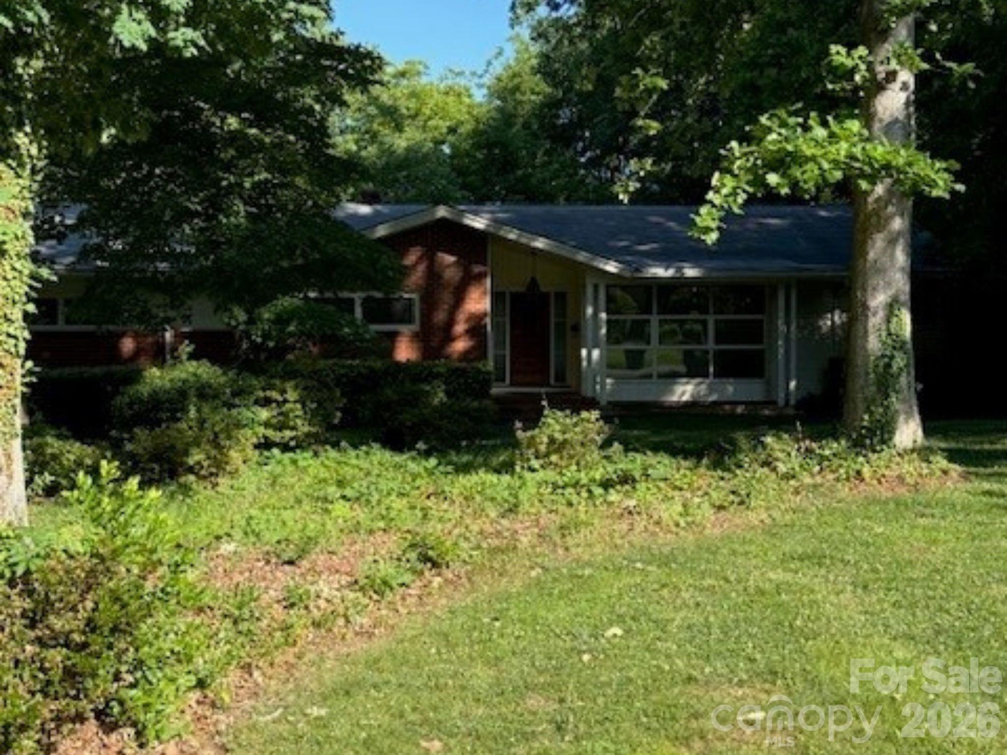 2028 Ferncliff Road — Charlotte