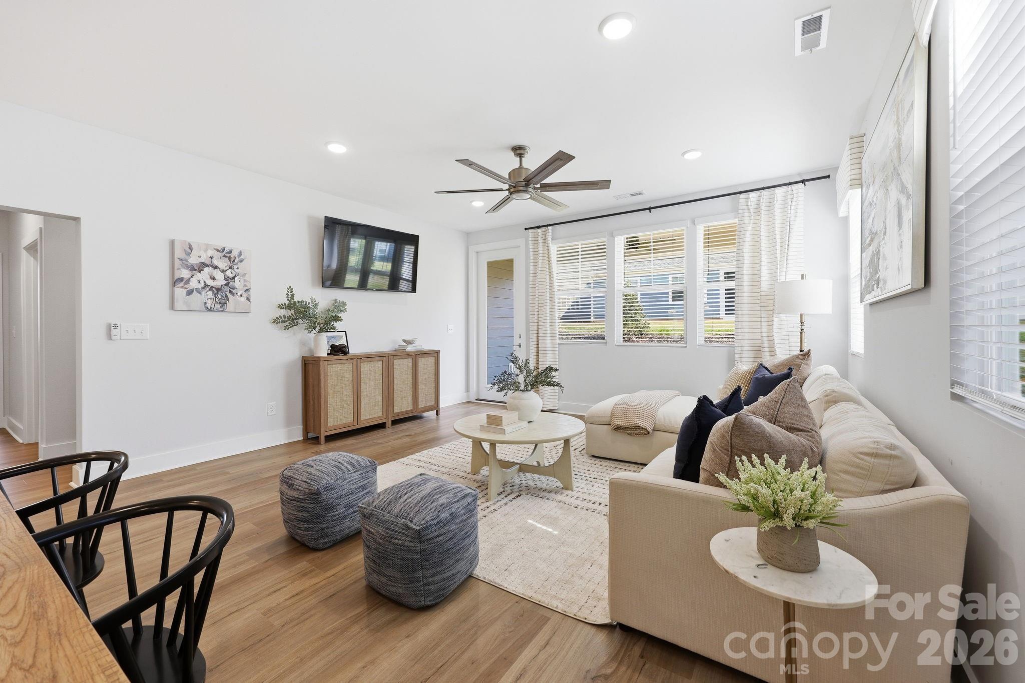 8609 Chagrin Drive — Cornelius