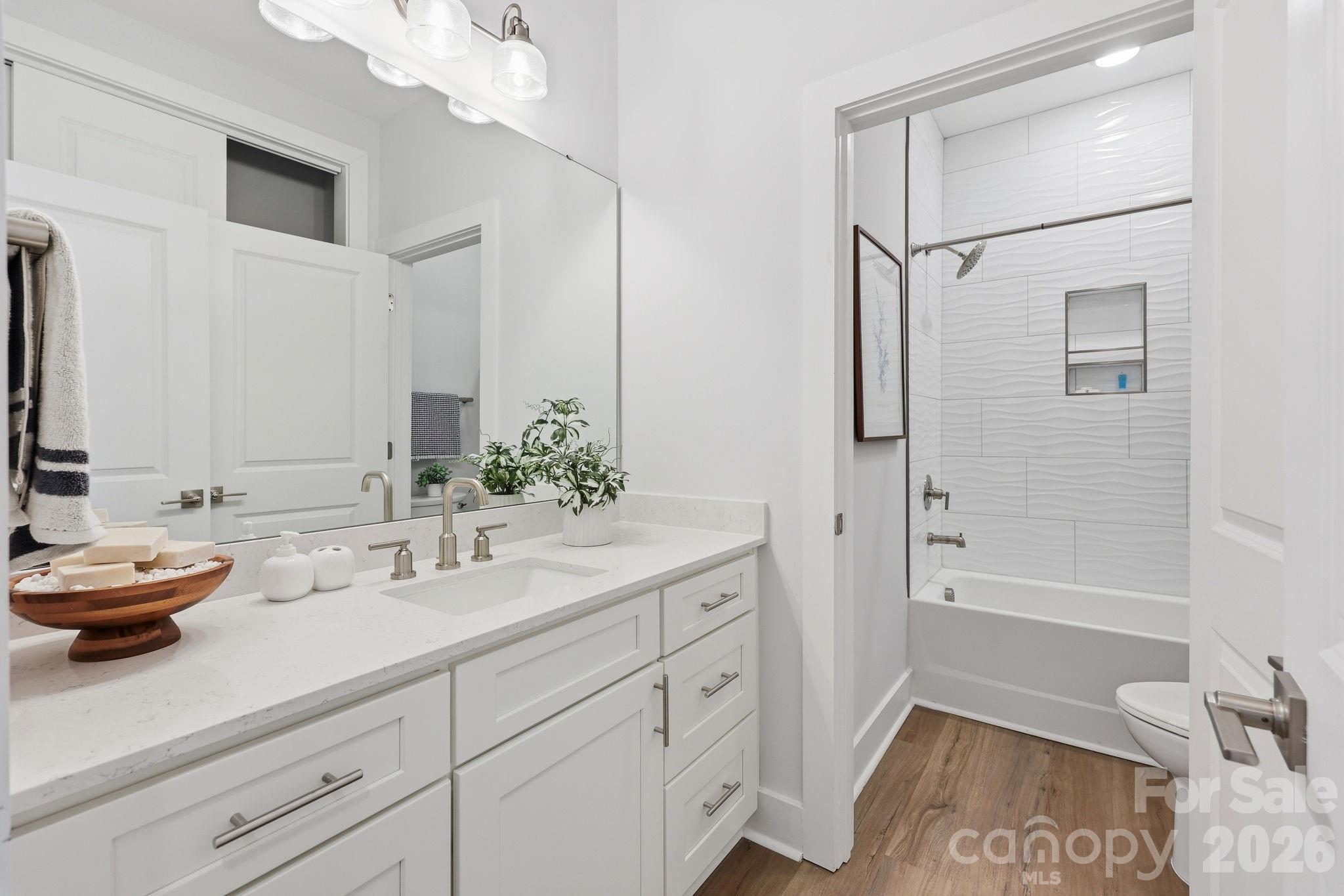 8609 Chagrin Drive — Cornelius