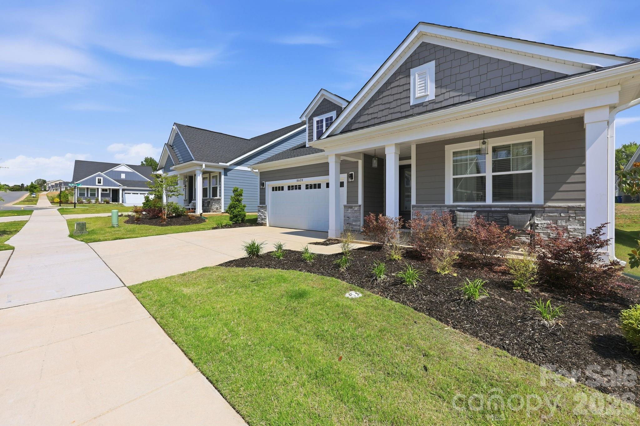 8609 Chagrin Drive — Cornelius