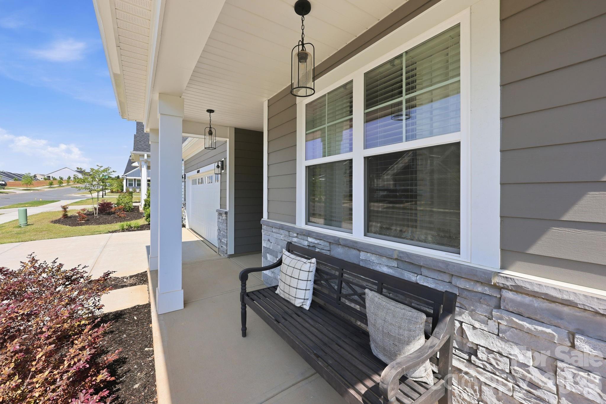 8609 Chagrin Drive — Cornelius