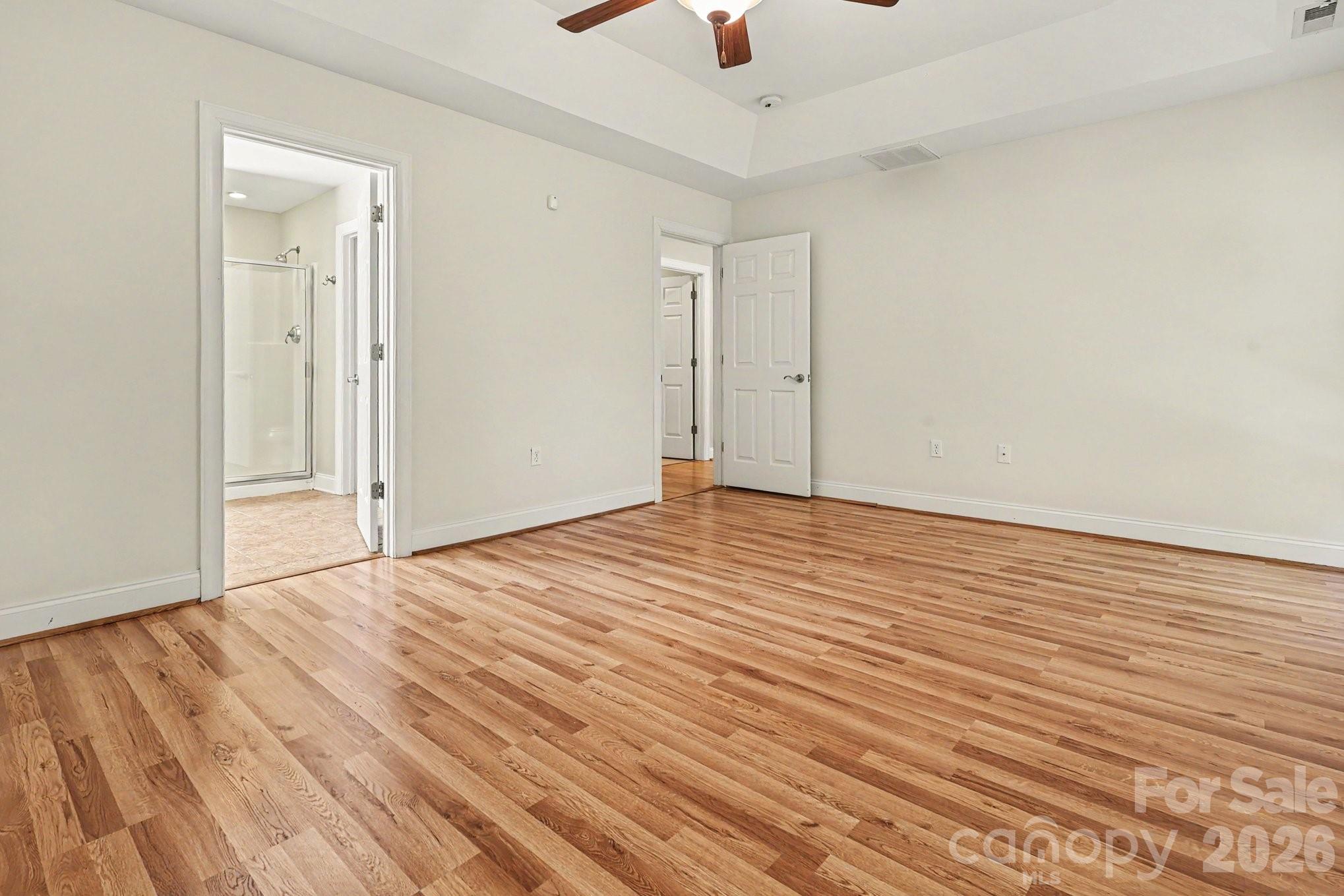14 Halyn Lane — Arden