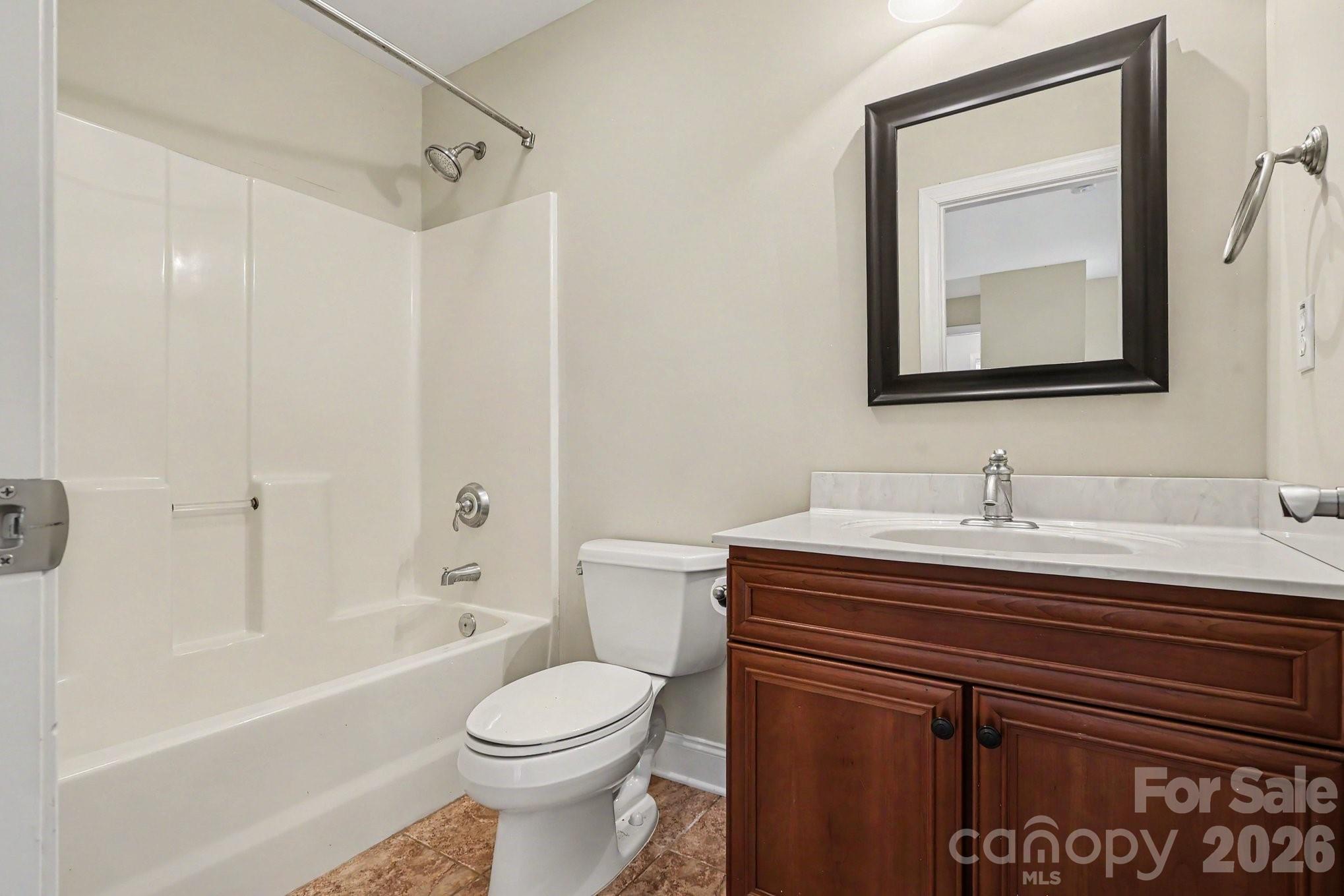 14 Halyn Lane — Arden