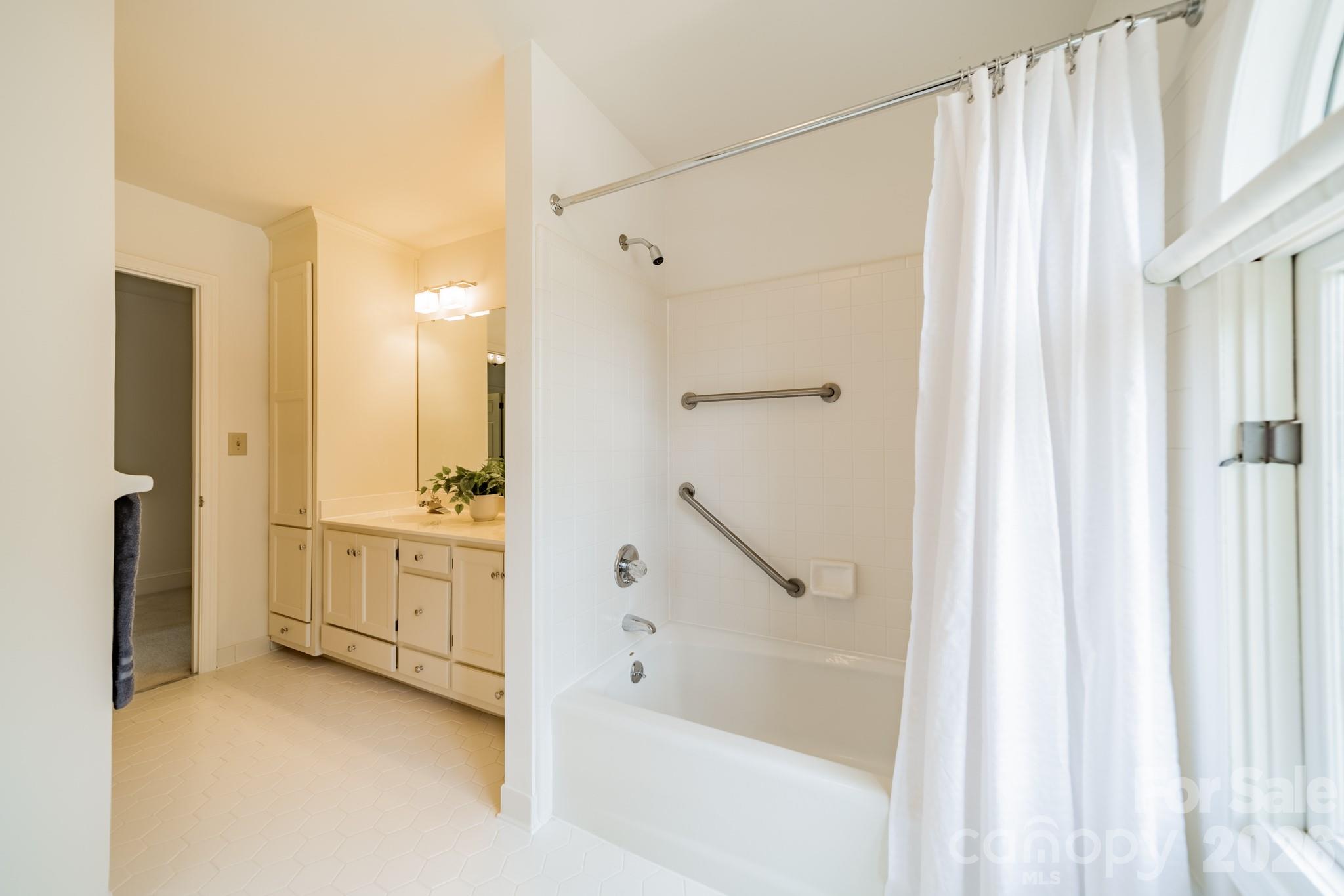 4332 Rosecliff Drive — Charlotte