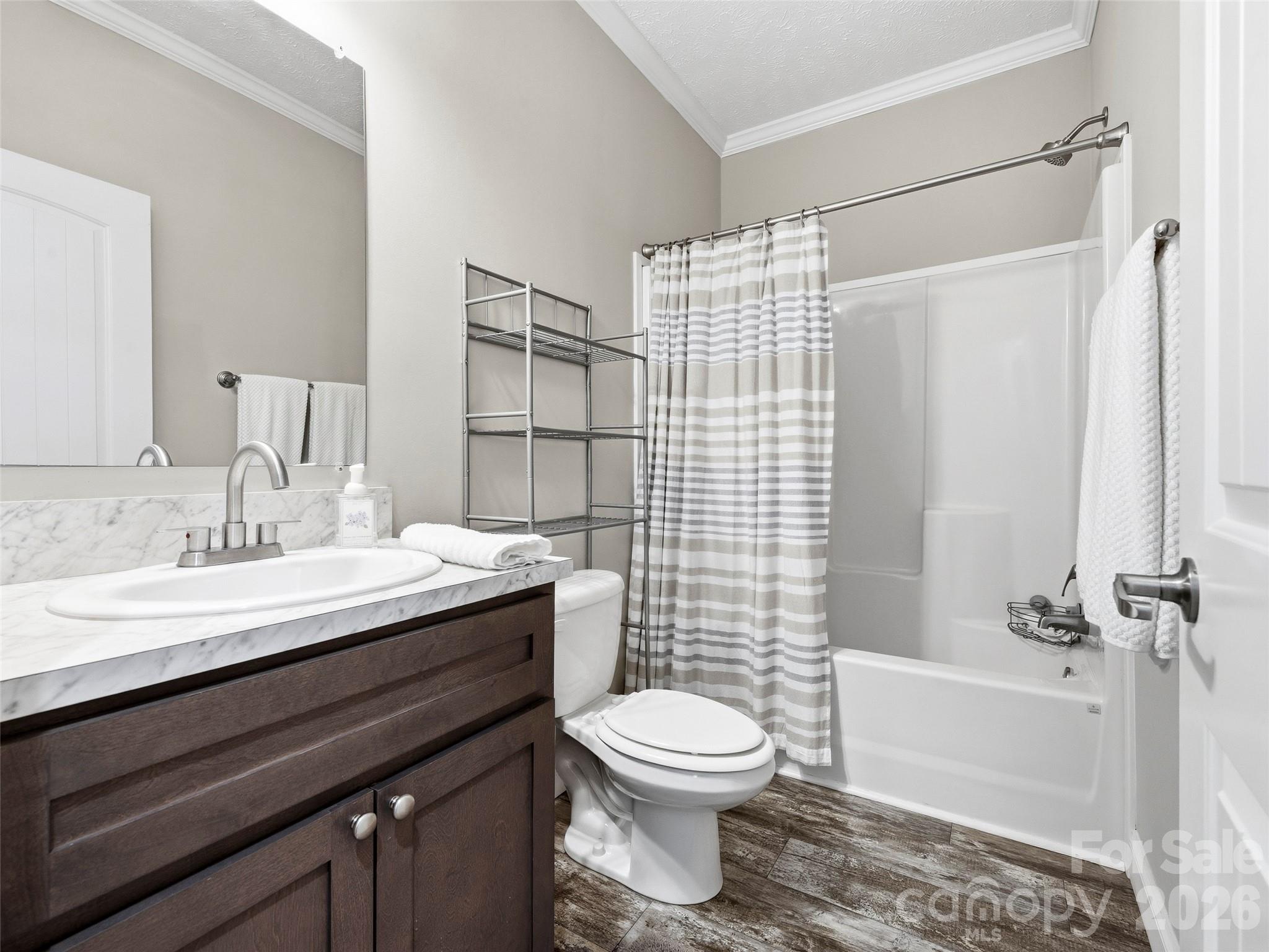 64 Drexel Road — Hendersonville