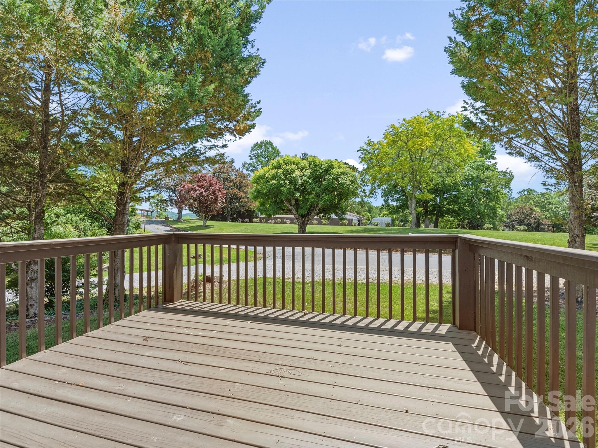 64 Drexel Road — Hendersonville