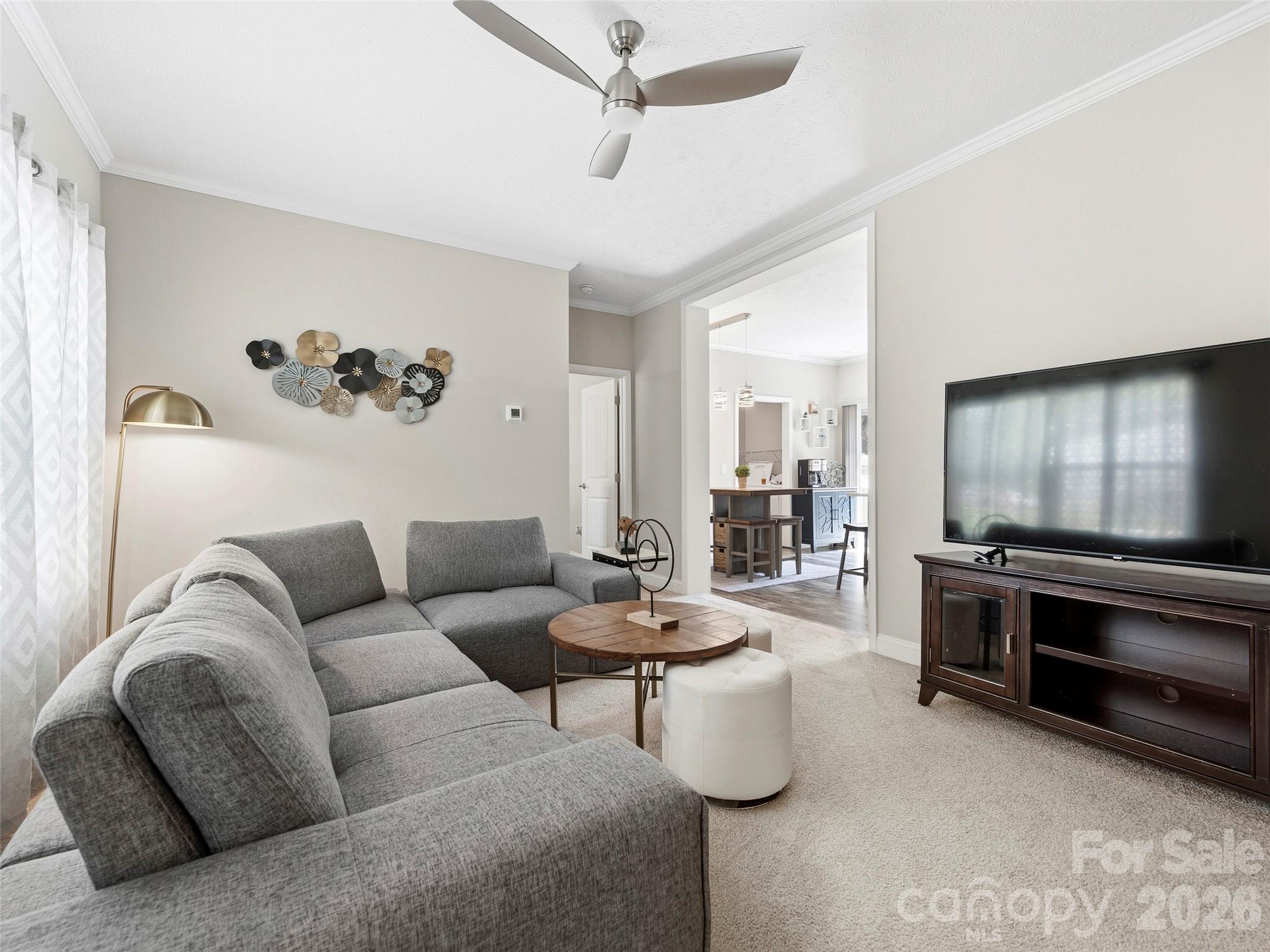 64 Drexel Road — Hendersonville