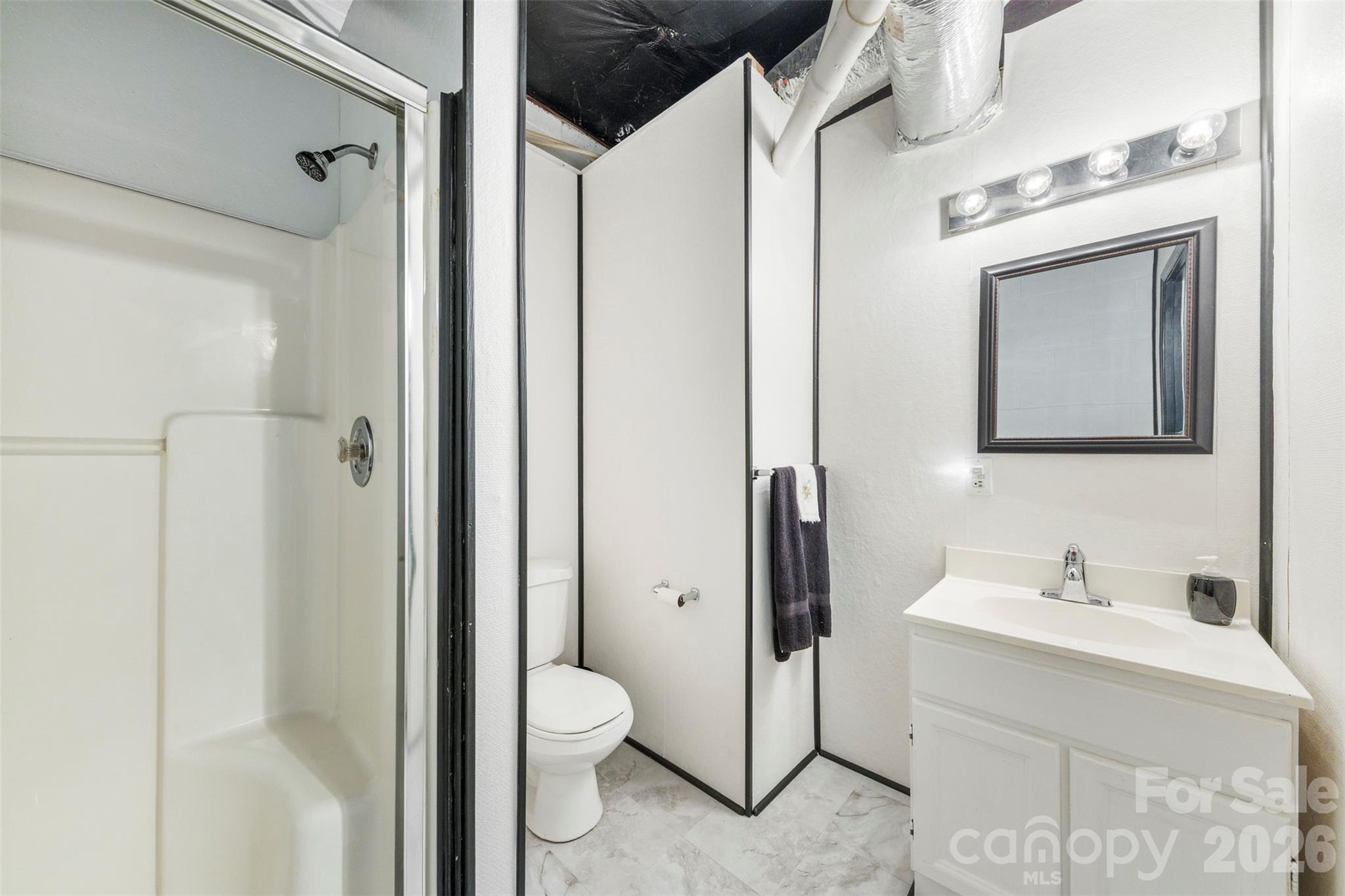 320 Huffstetler Lake Road — Dallas