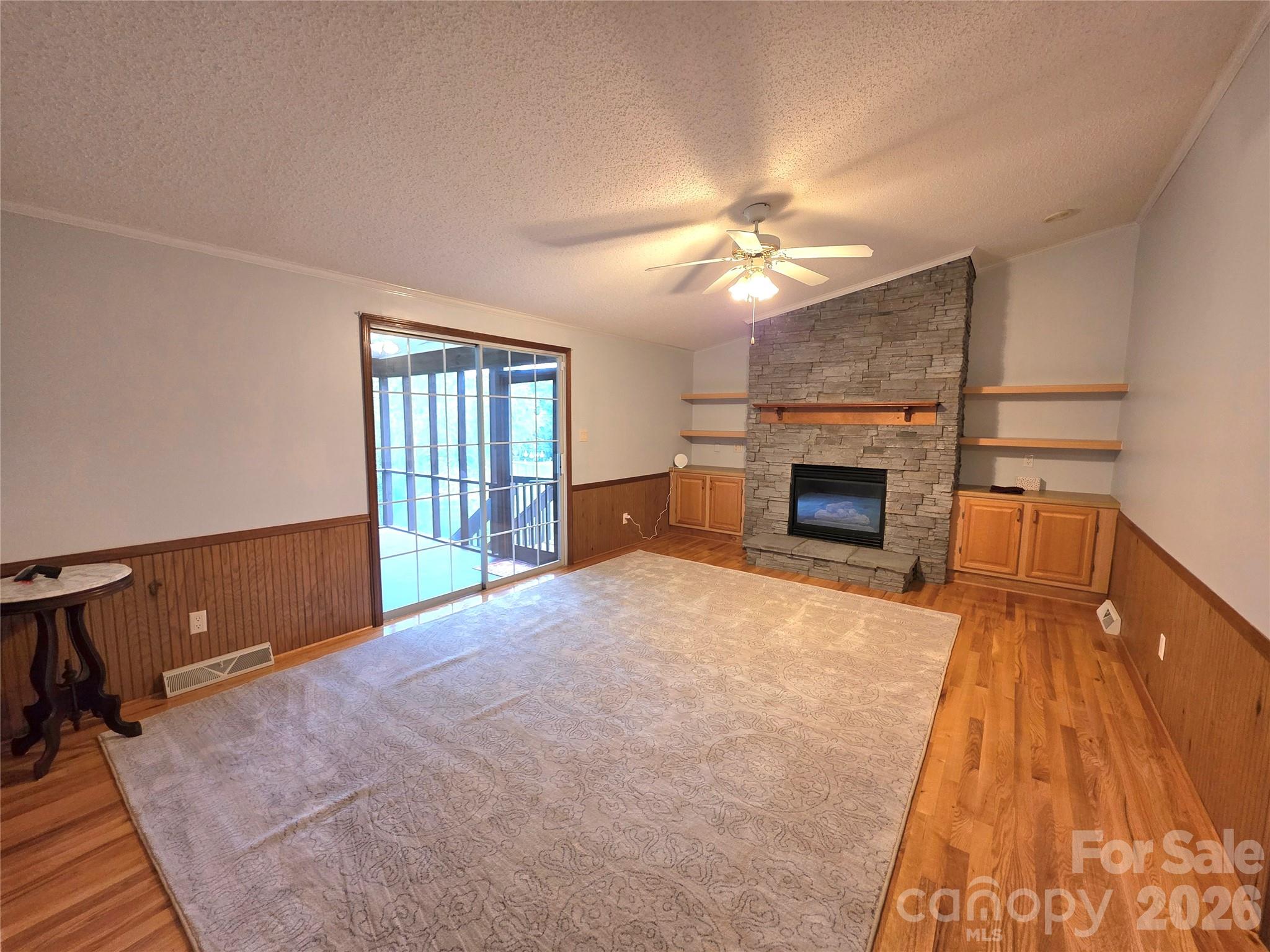 320 Huffstetler Lake Road — Dallas