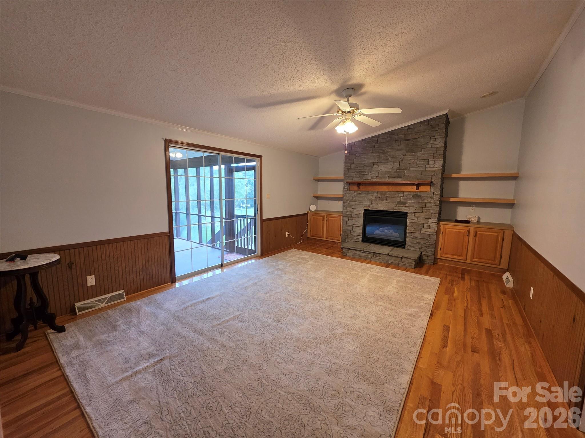 320 Huffstetler Lake Road — Dallas
