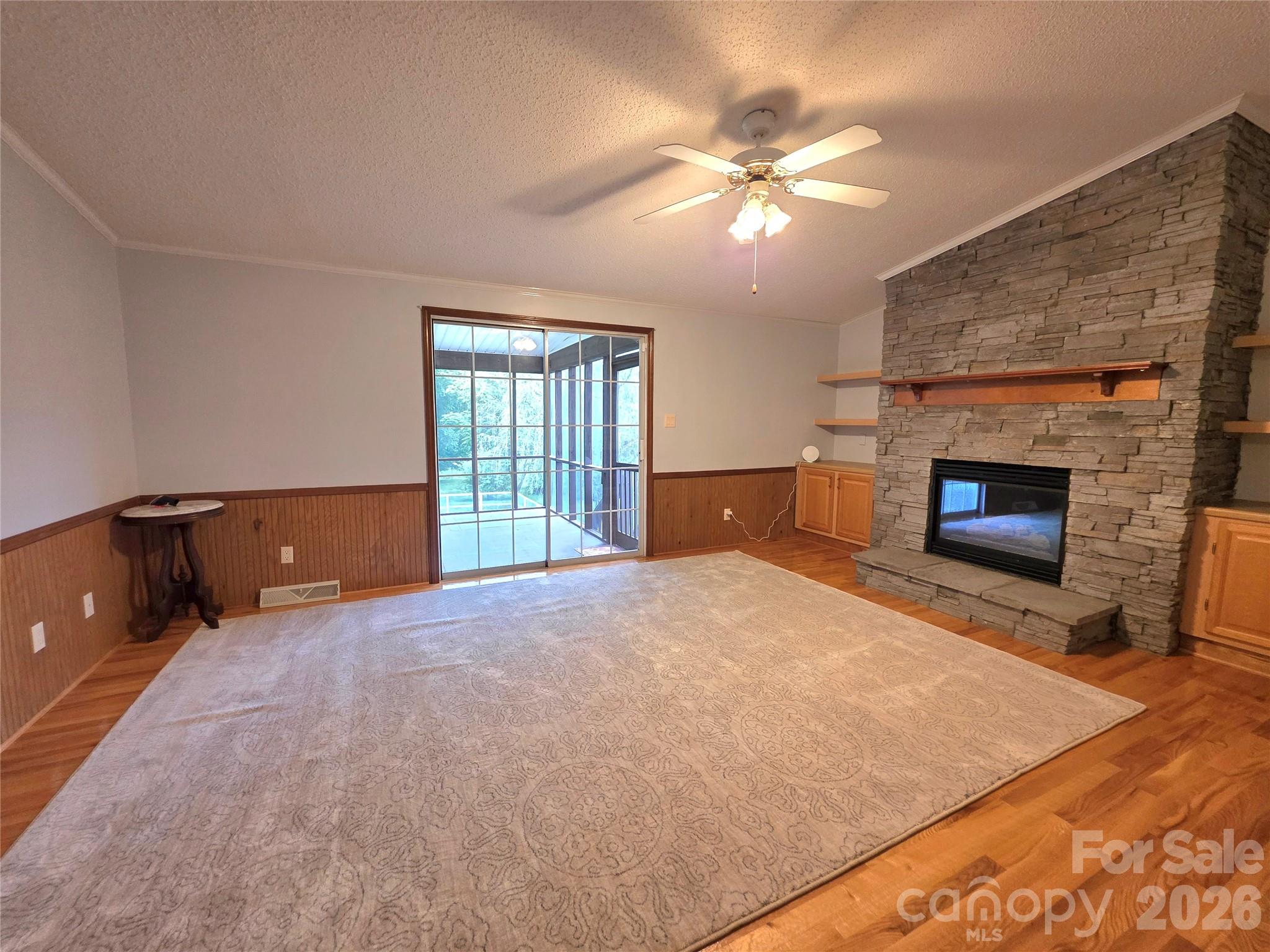 320 Huffstetler Lake Road — Dallas