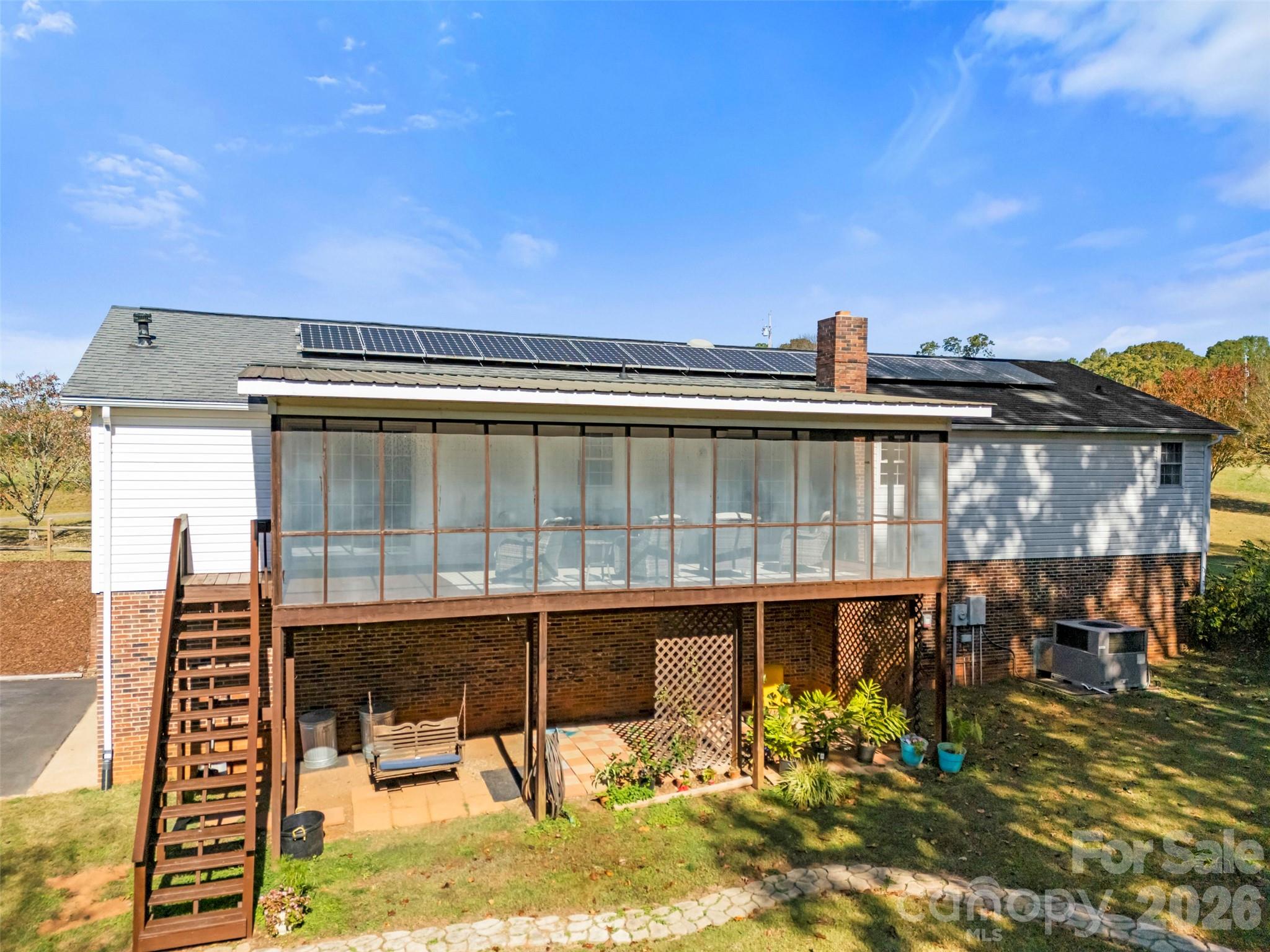320 Huffstetler Lake Road — Dallas
