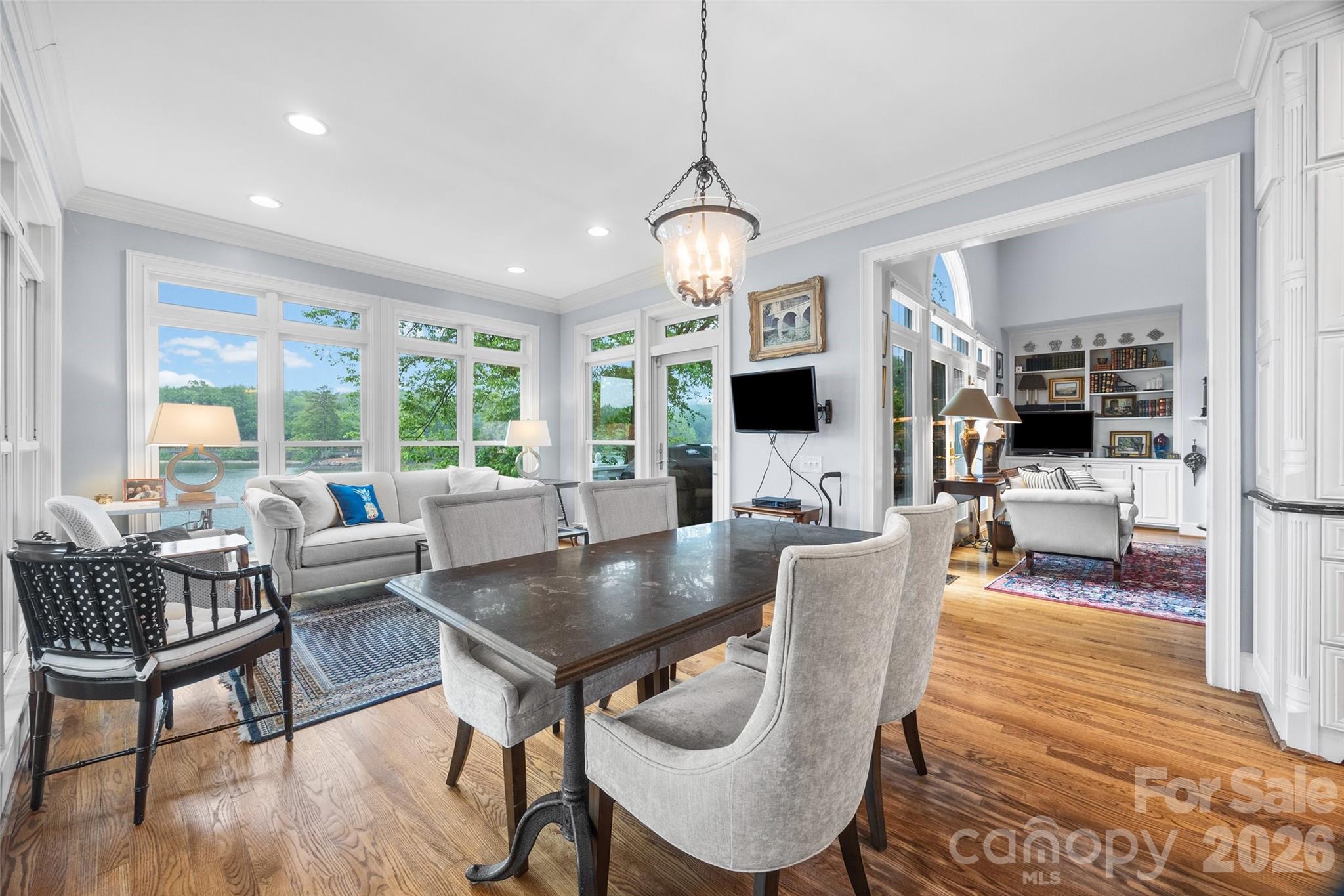 15901 Riverpointe Drive — Charlotte