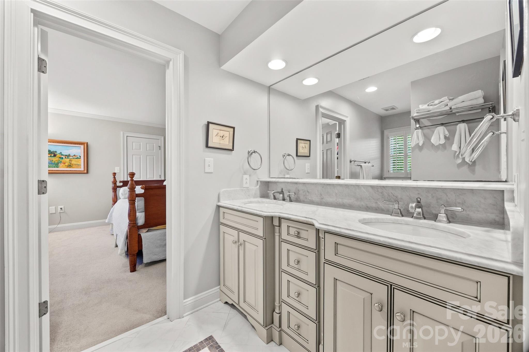 15901 Riverpointe Drive — Charlotte