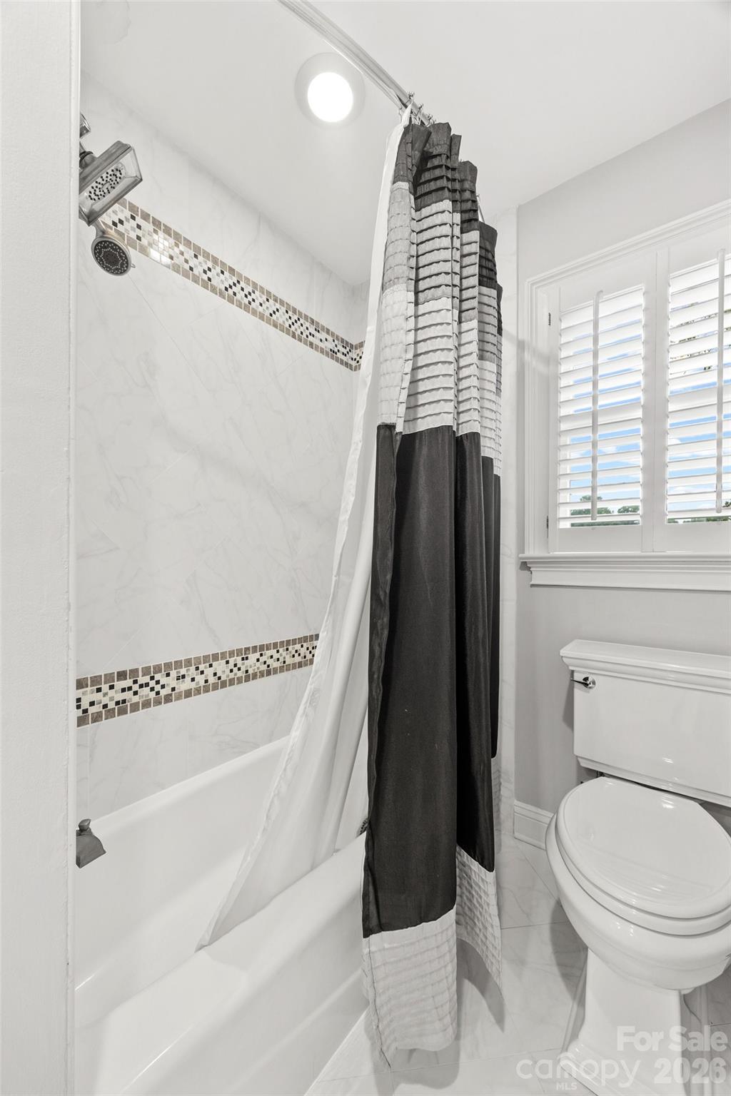 15901 Riverpointe Drive — Charlotte