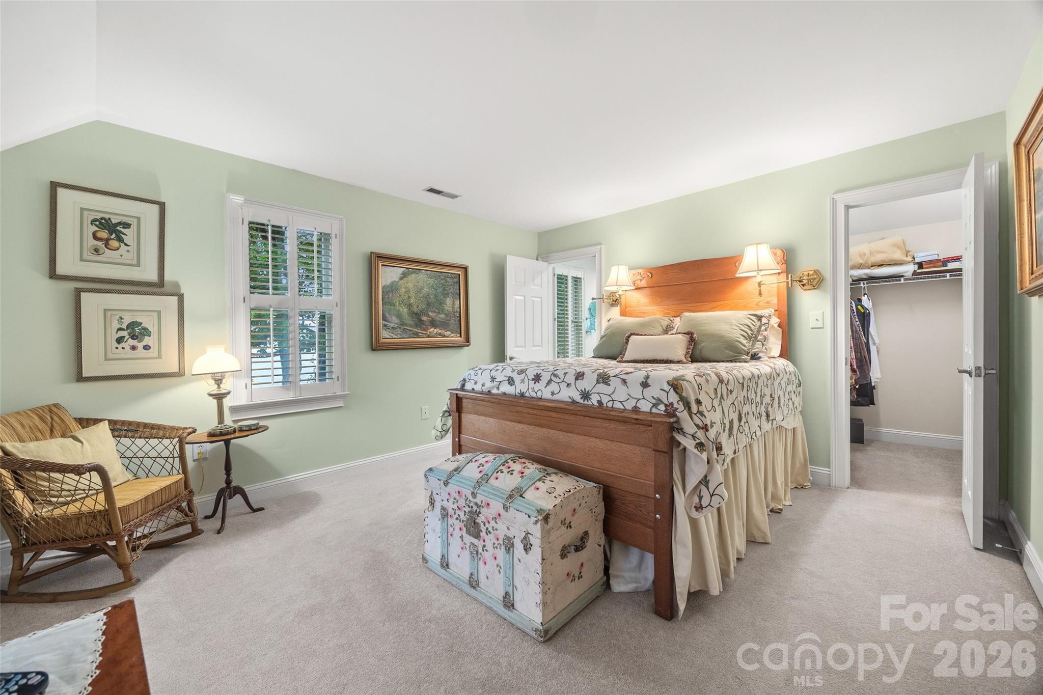 15901 Riverpointe Drive — Charlotte